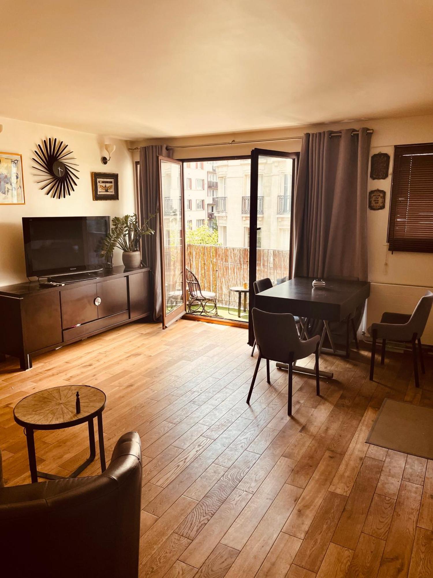 Apartamento Jolie 2 Pieces Avec Balcon 15 Eme Paris