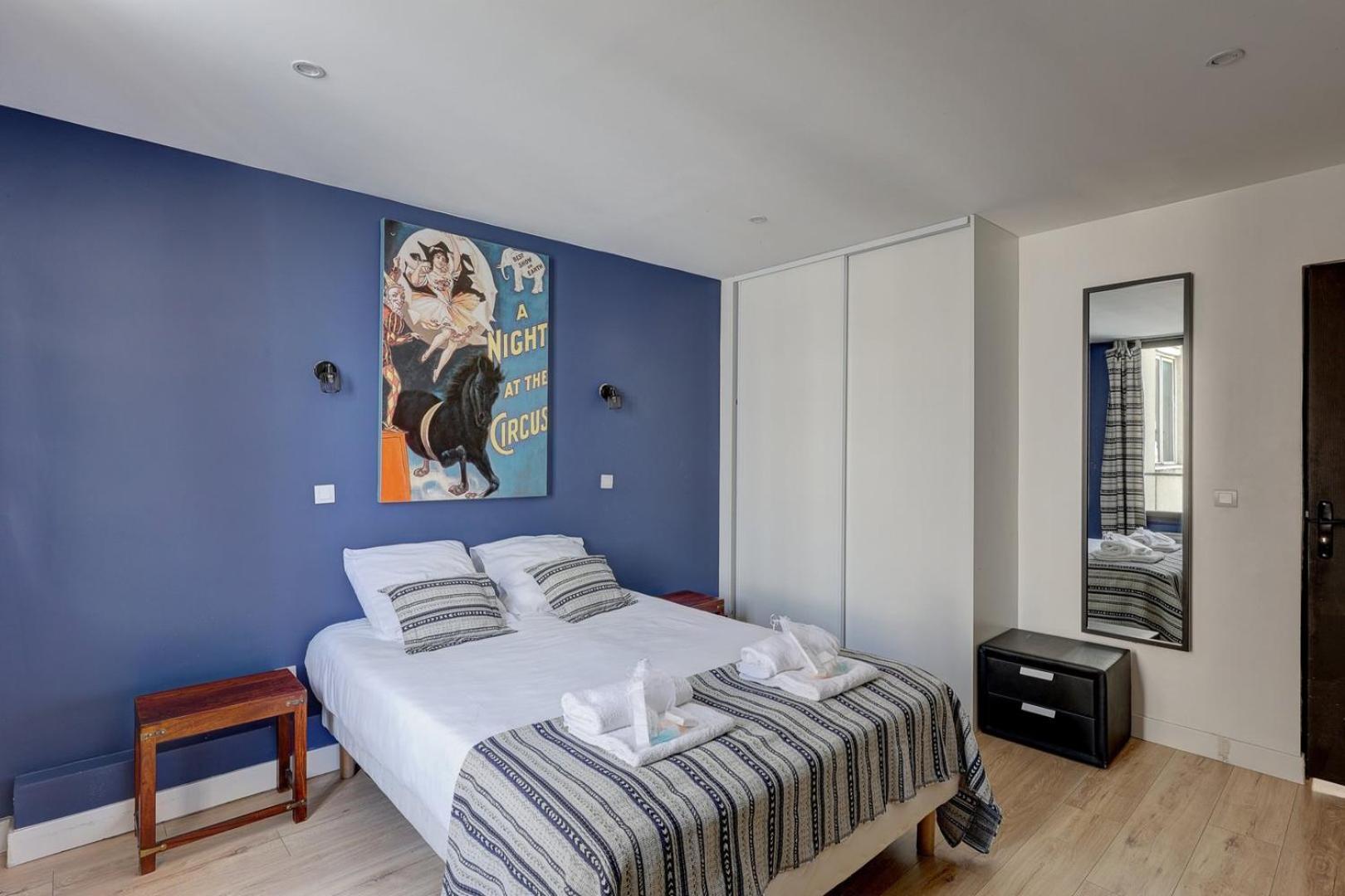303 Simha - Superbe A * Paris