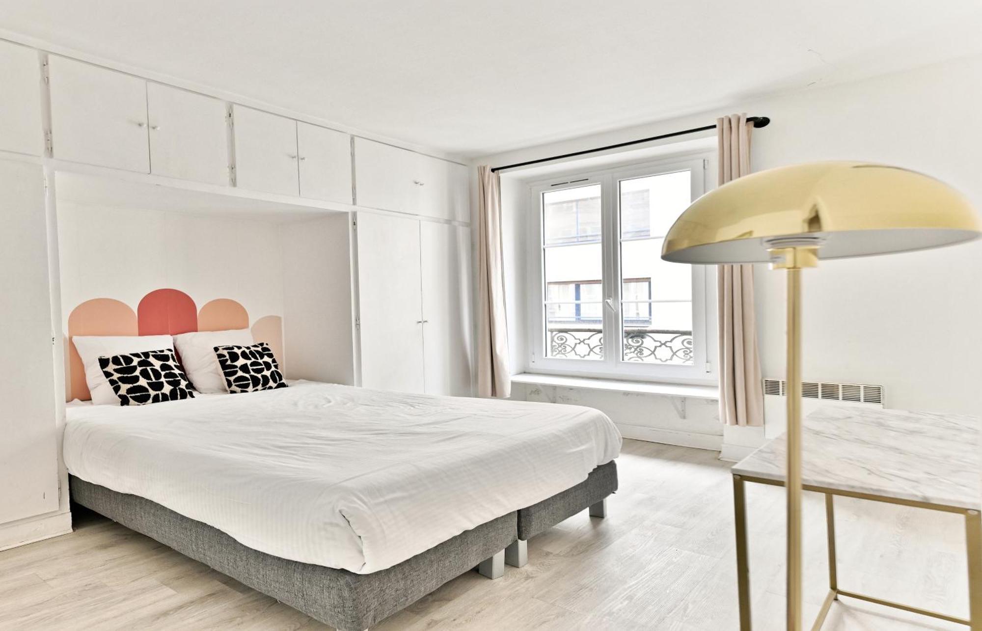 Apartment 2 Pieces #toureiffel #invalides