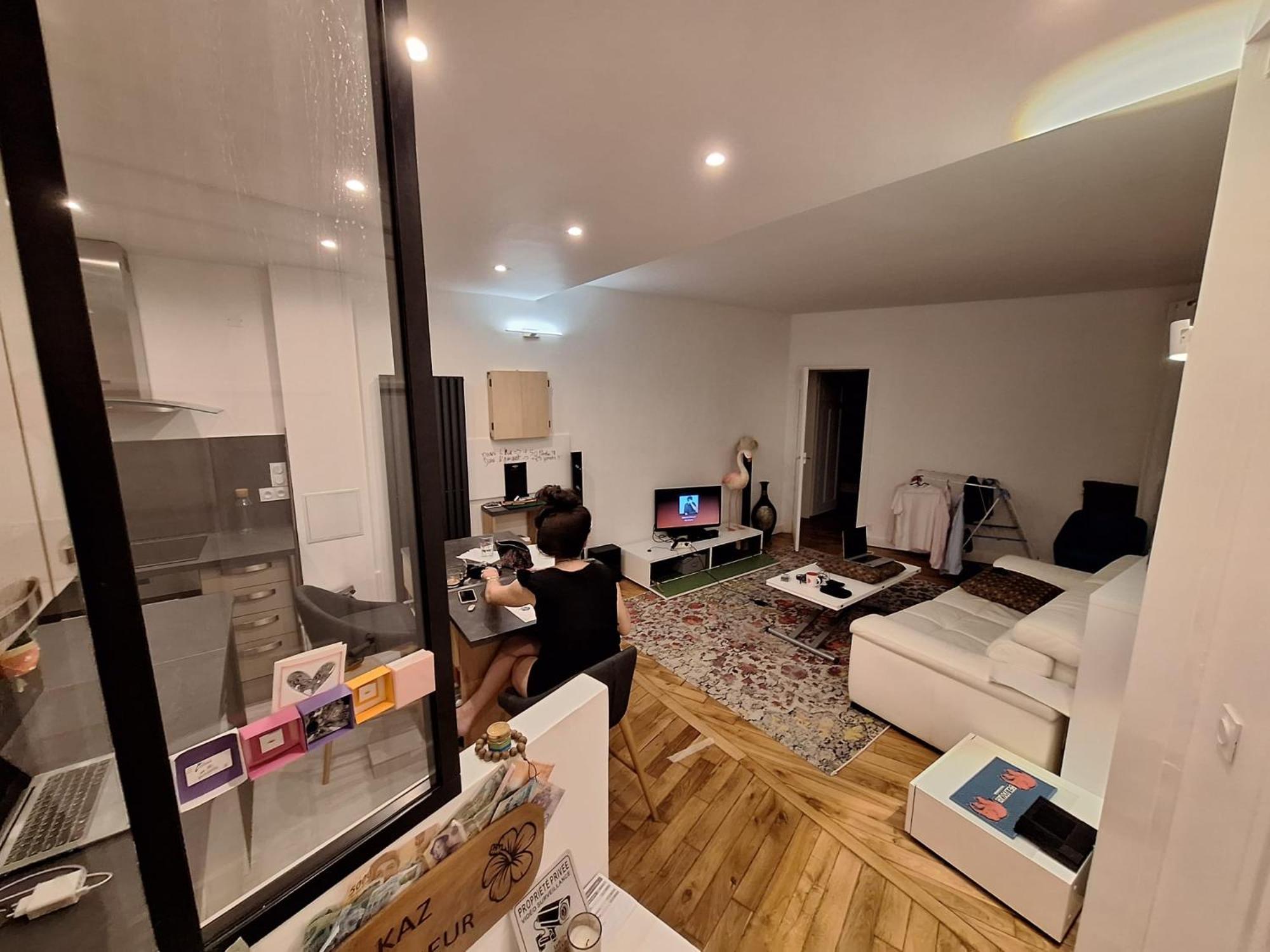Apartment Read Well - Spare Double Bedroom In Cosy Close To Convention Center In 15th District