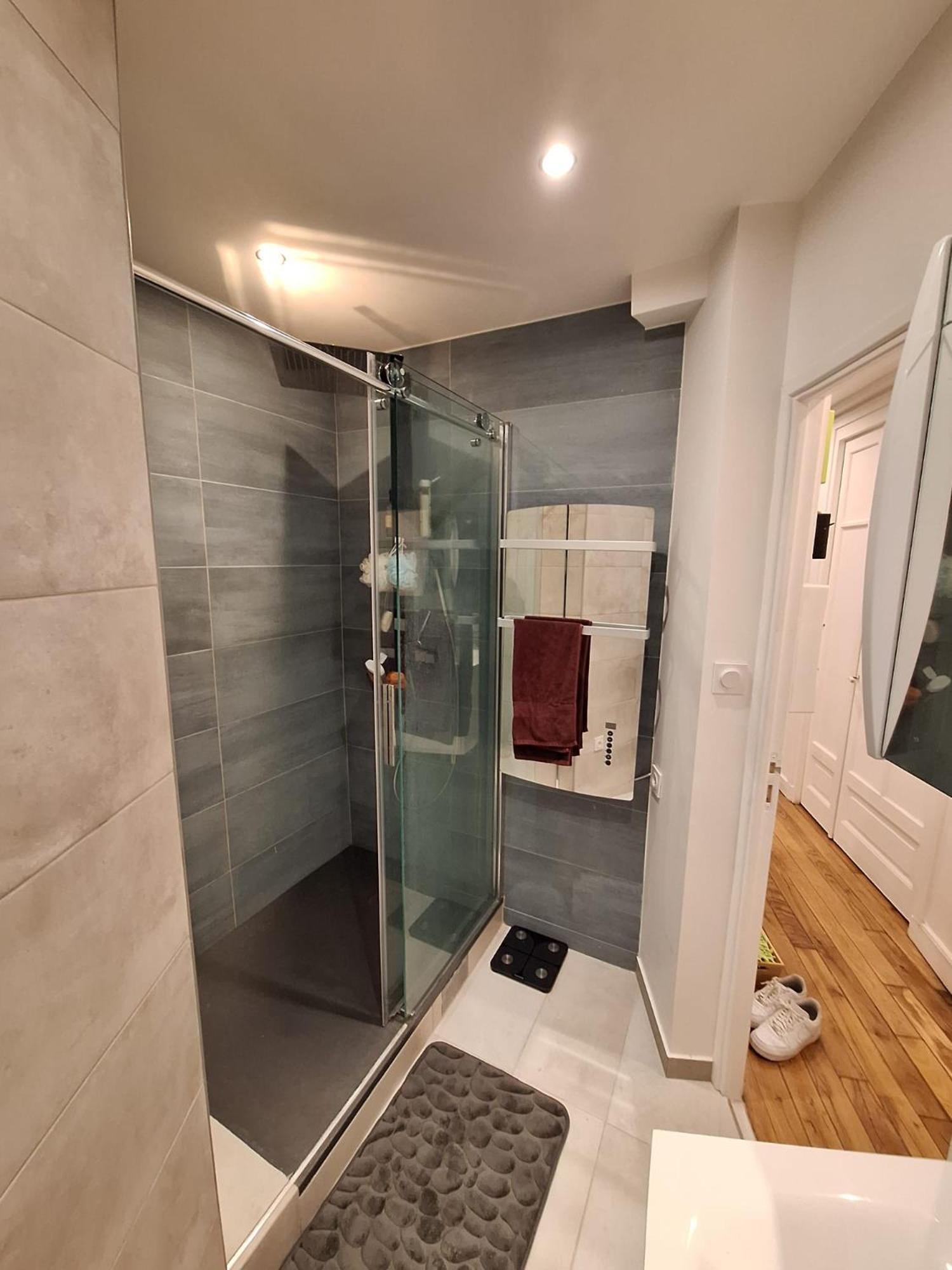 Read Well - Spare Double Bedroom In Cosy Close To Convention Center In 15th District Paris