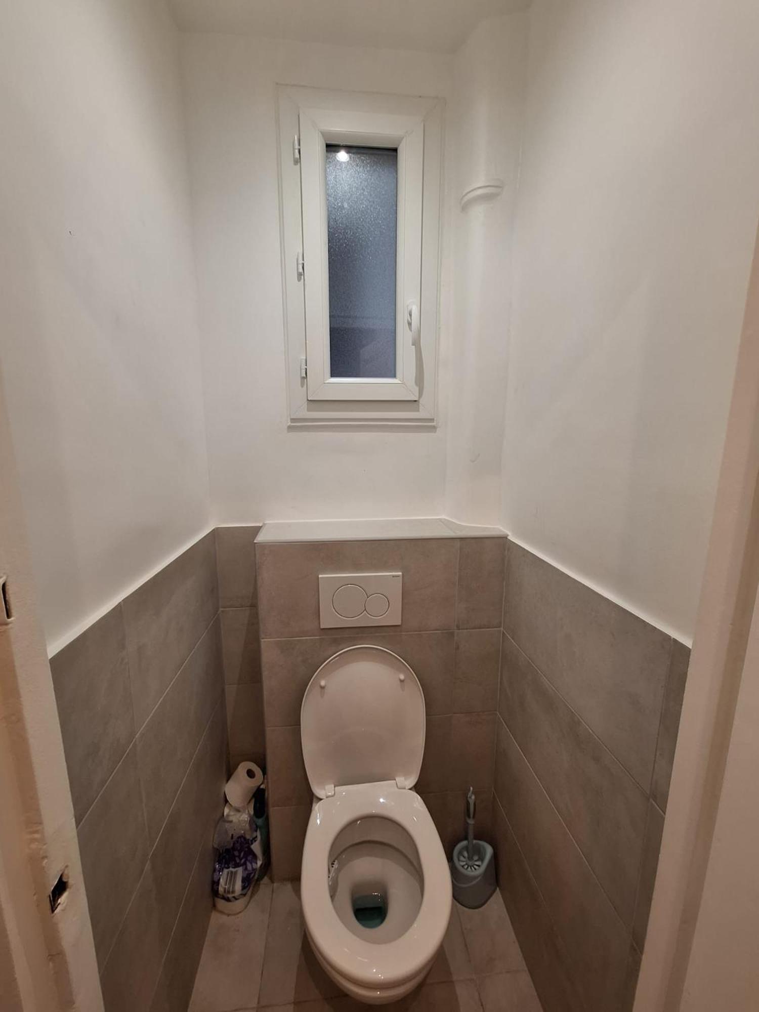 Read Well - Spare Double Bedroom In Cosy Close To Convention Center In 15th District *