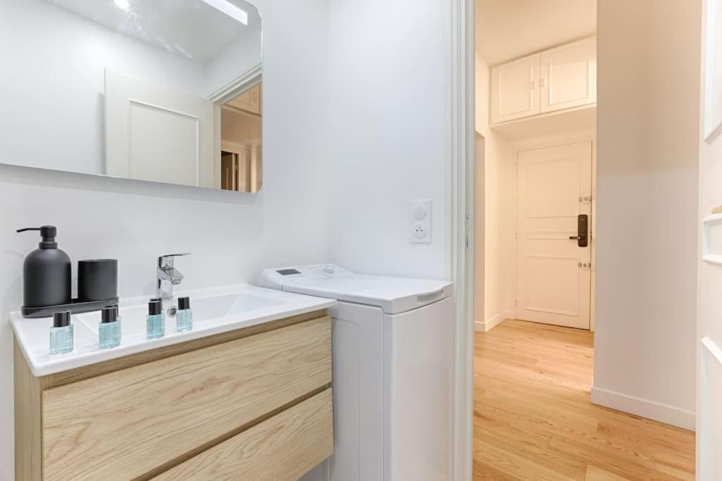 Mykeypers - Design & Cosy Flat 2br Center - Moulin Rouge