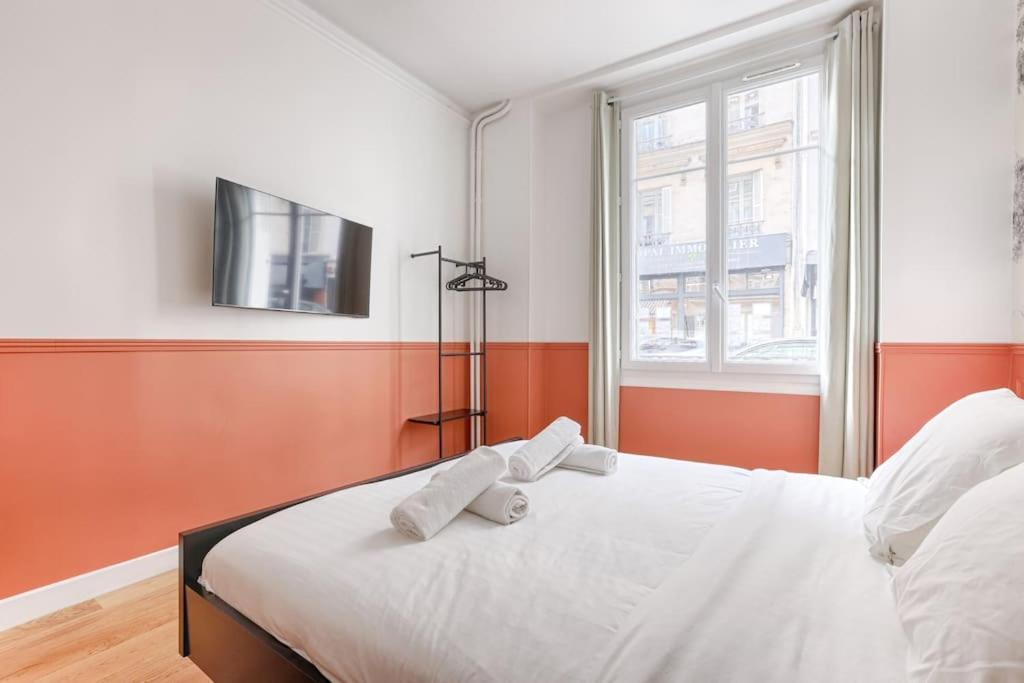 Mykeypers - Design & Cosy Flat 2br Center - Moulin Rouge Apartment