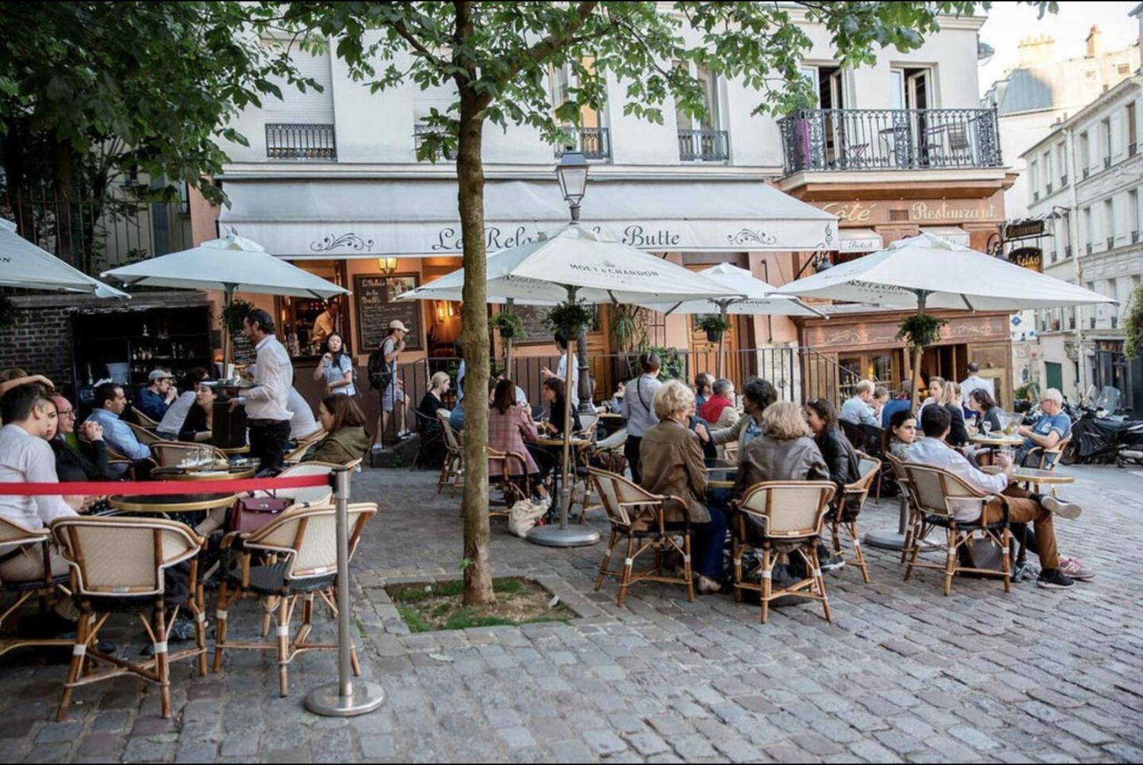 Amelie Poulain Studio In Heart Of Montmartre *