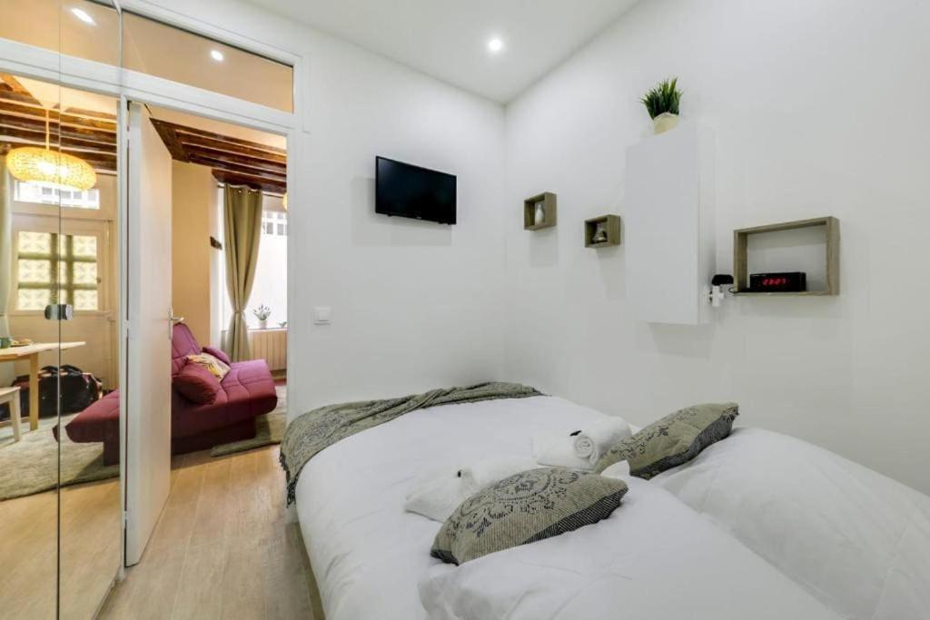 Apartment Tiny Boutique Mouffetard Area Paris