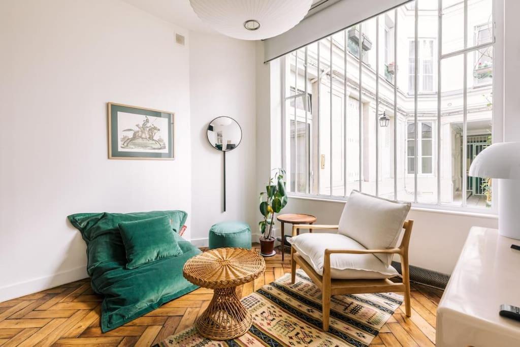 Bright In The 10arr. - 4 People Apartment Paris