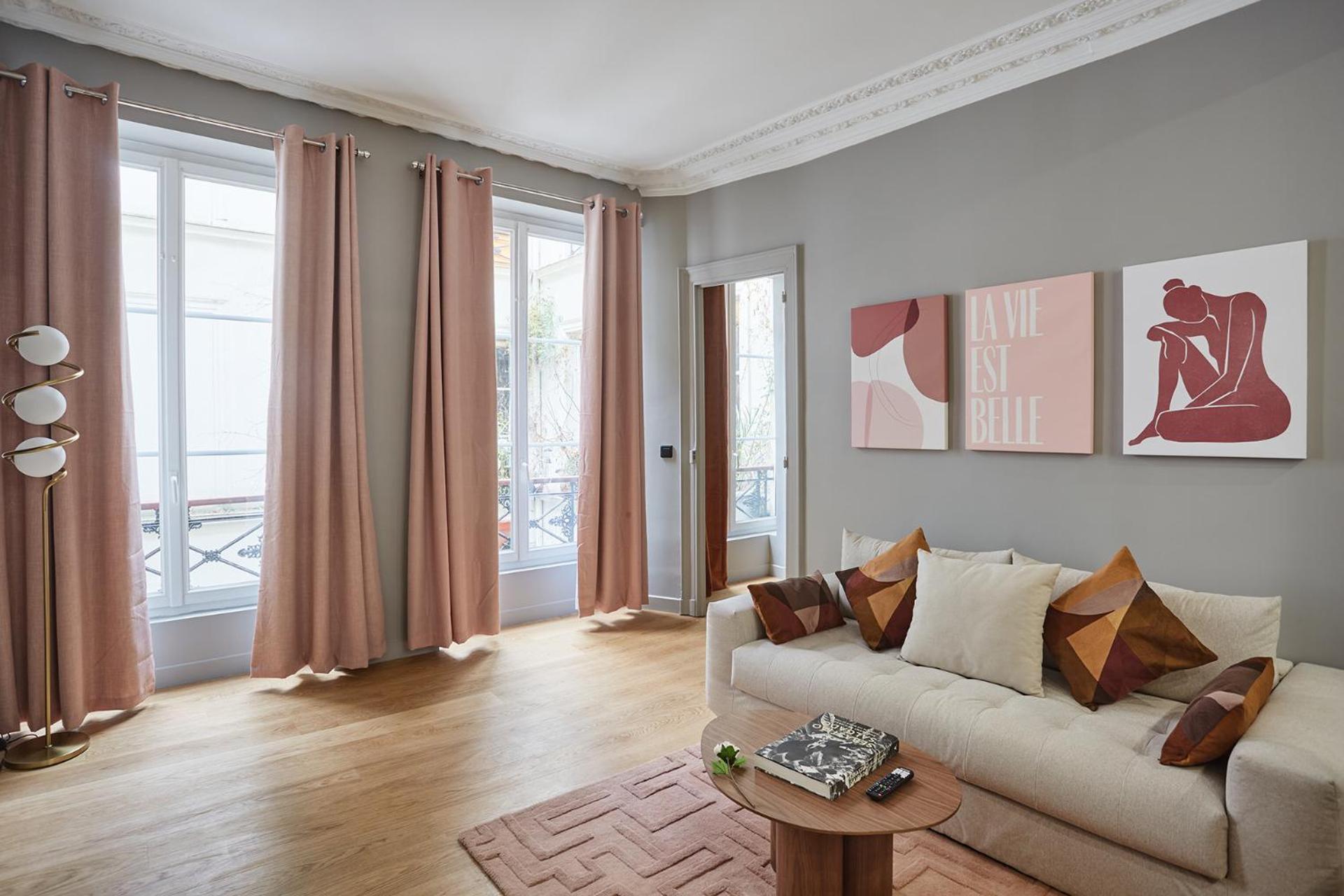 Apartment Beaubourg Le Marais By Prestige