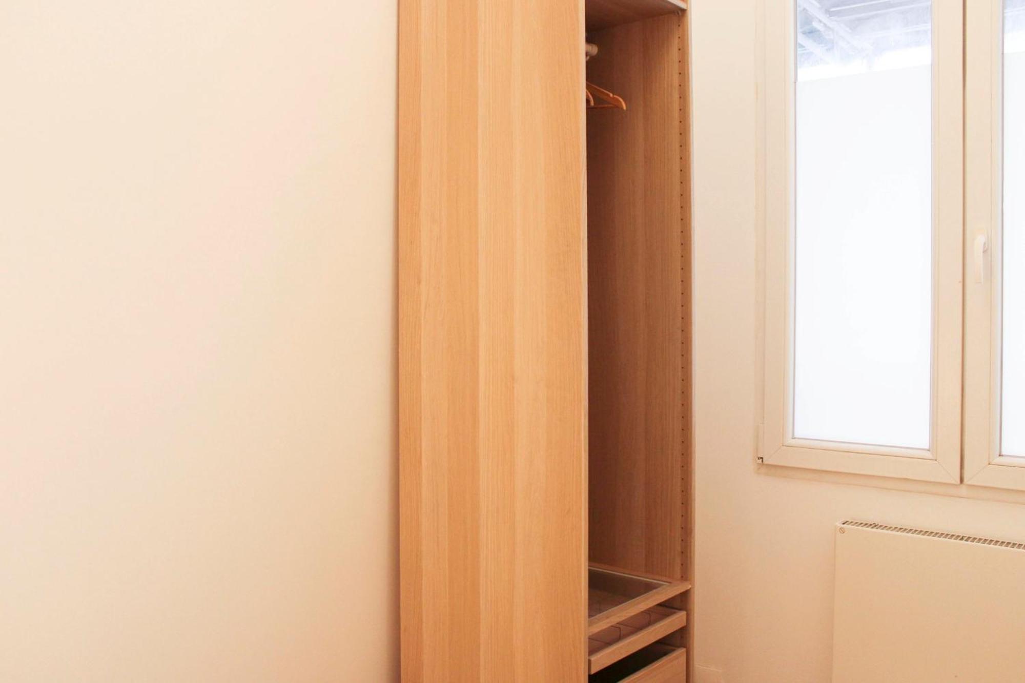Apartment 30 M Near Canal St Martin *