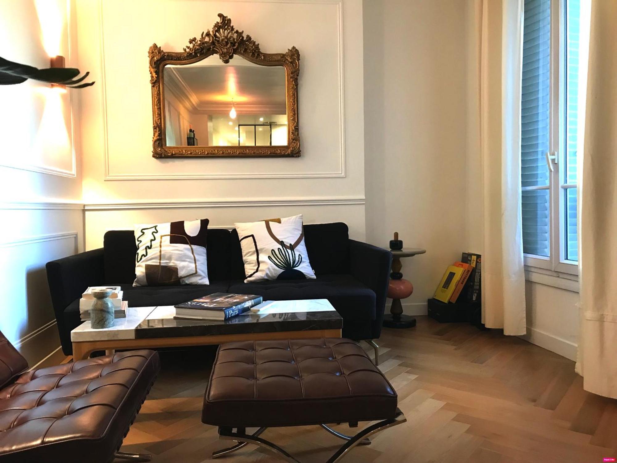 Apartment Montmartre Parisian - Full 51 M2