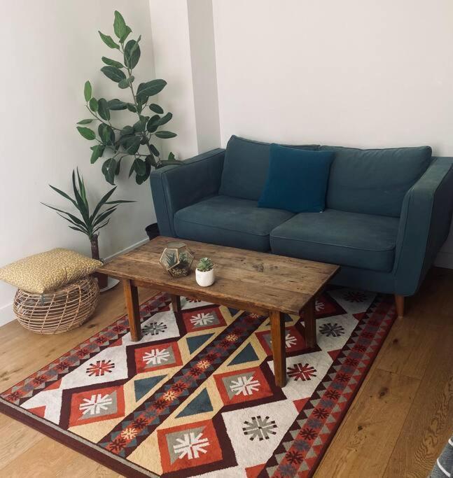 - Cosy - Tour Eiffel A Pied Apartment Paris