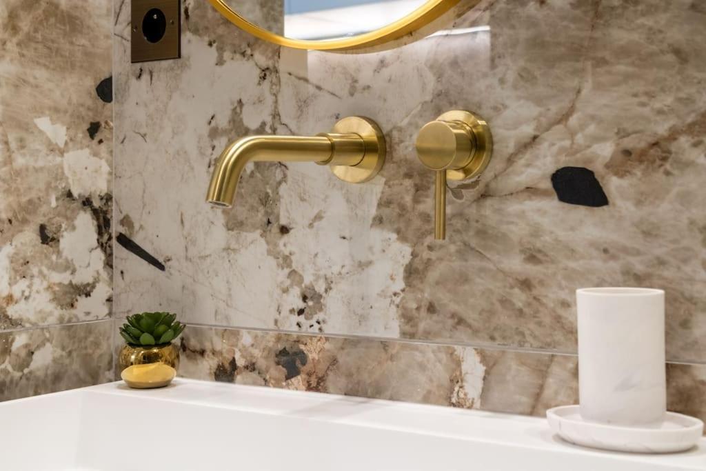 Royale # Palais De L'elysee # 8 Appartement *