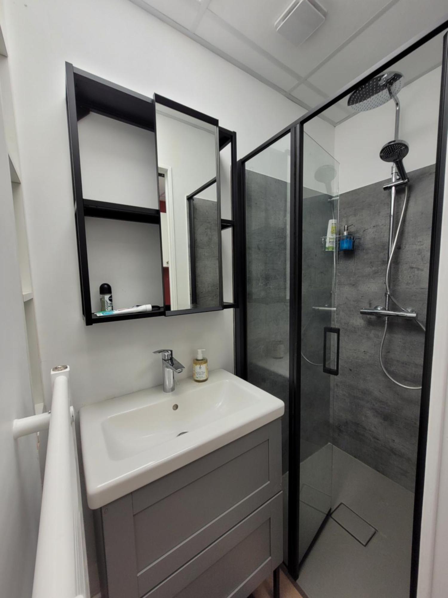 Bien Equipe Au Calme A Montmartre Apartamento *