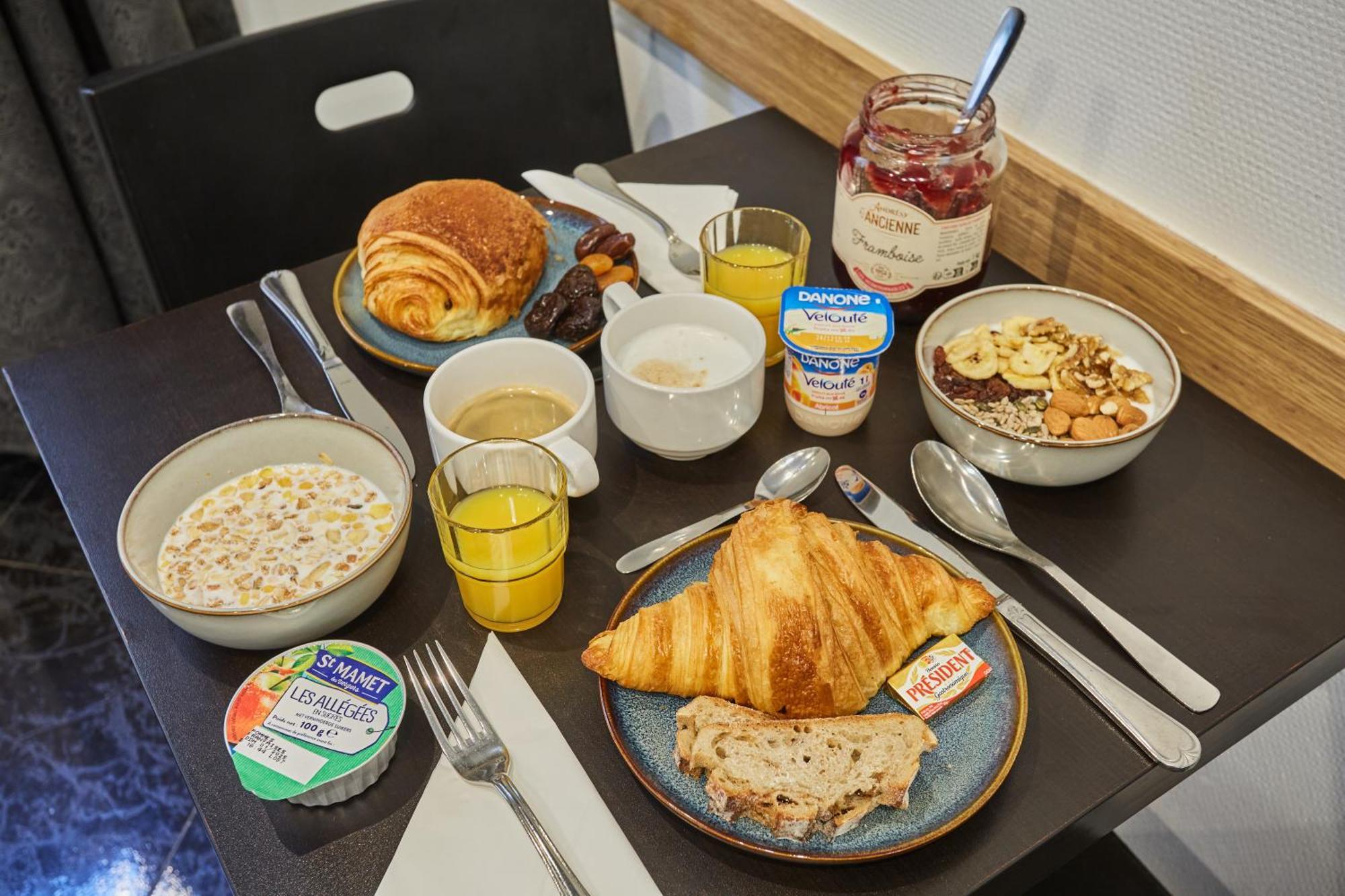 Hotel Huni Paris