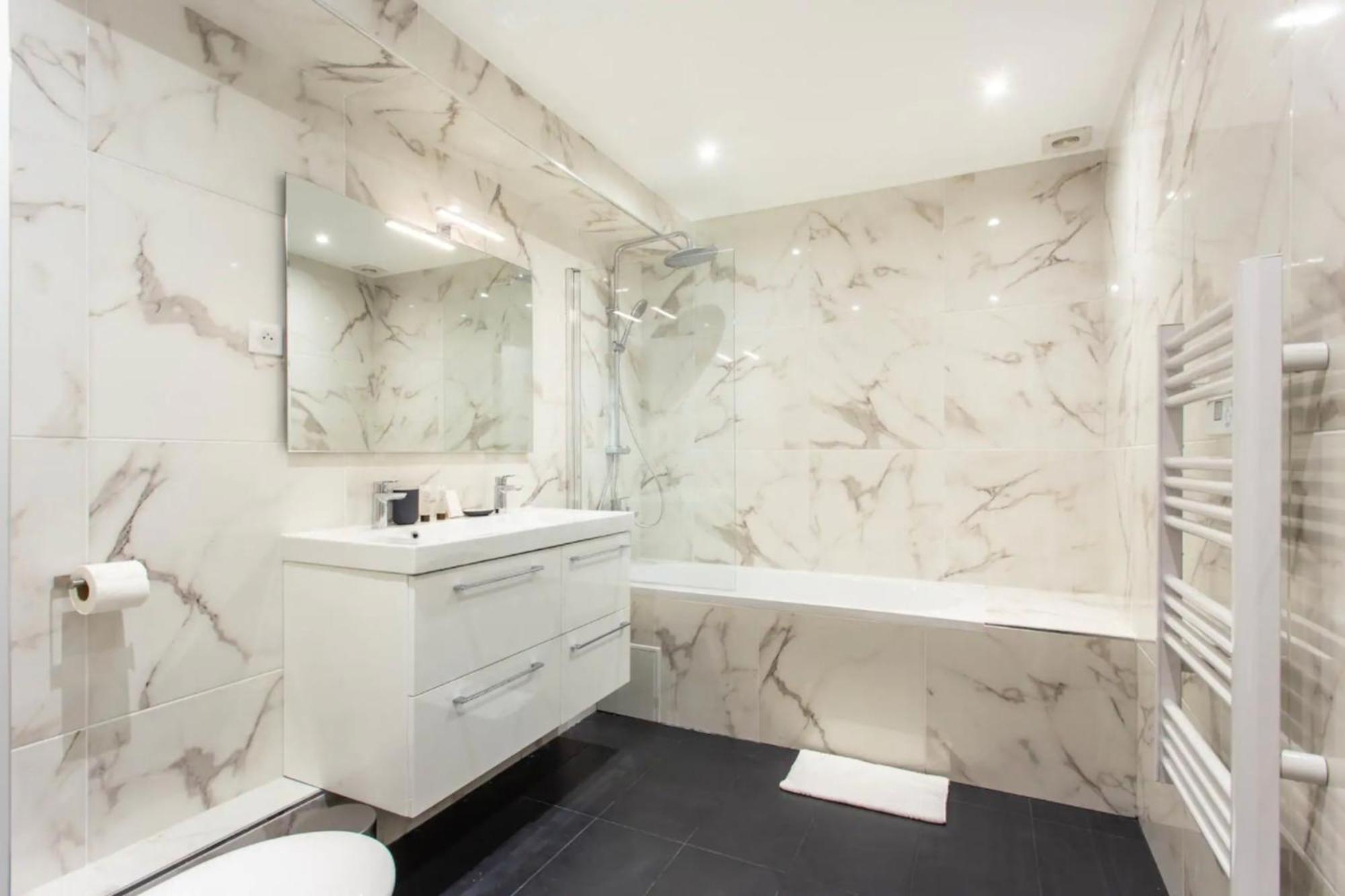 - Buttes Chaumont Botzaris Appartement *