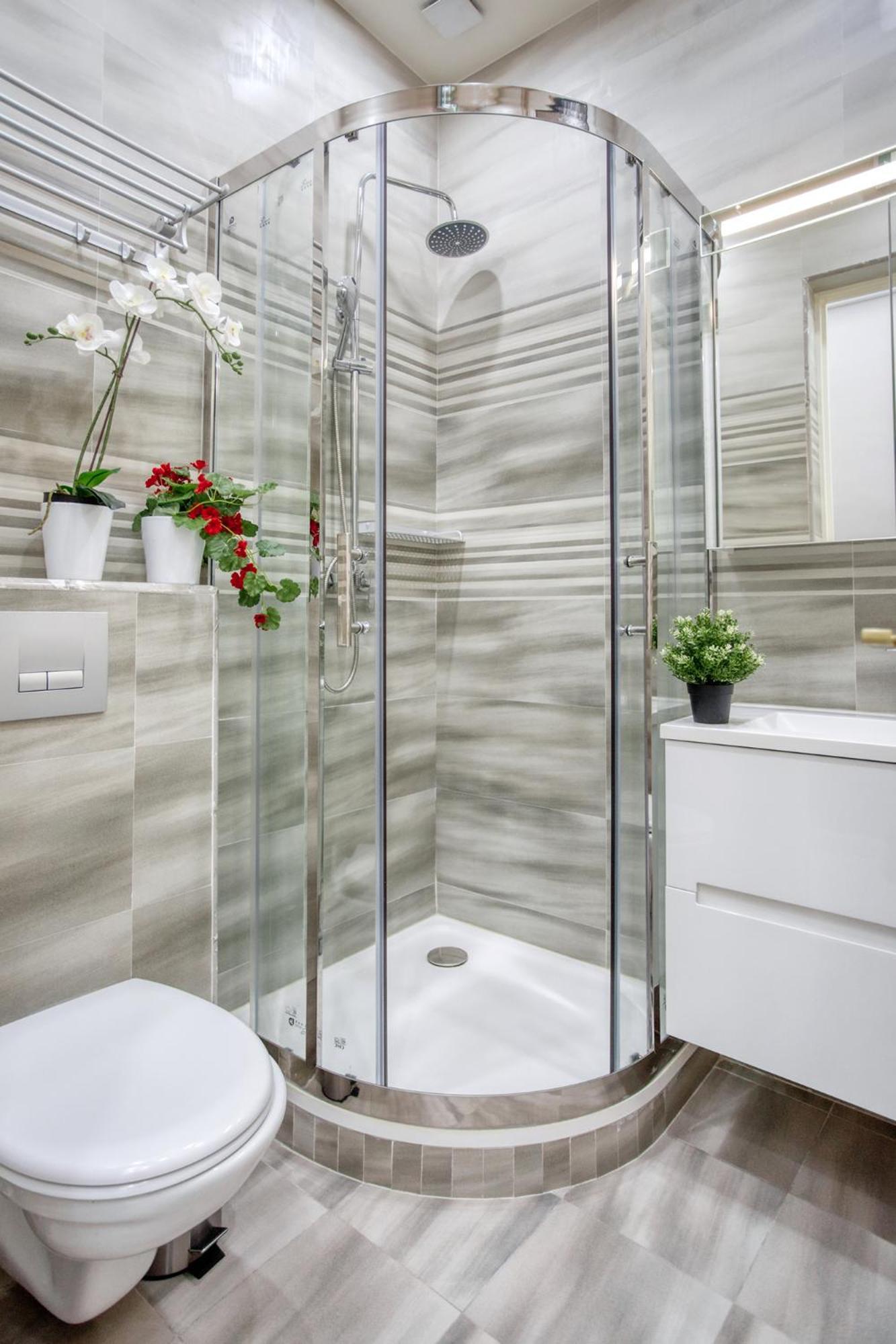 Galeries Lafayette - 7 Bedrooms - Lift - Aircon * Paris
