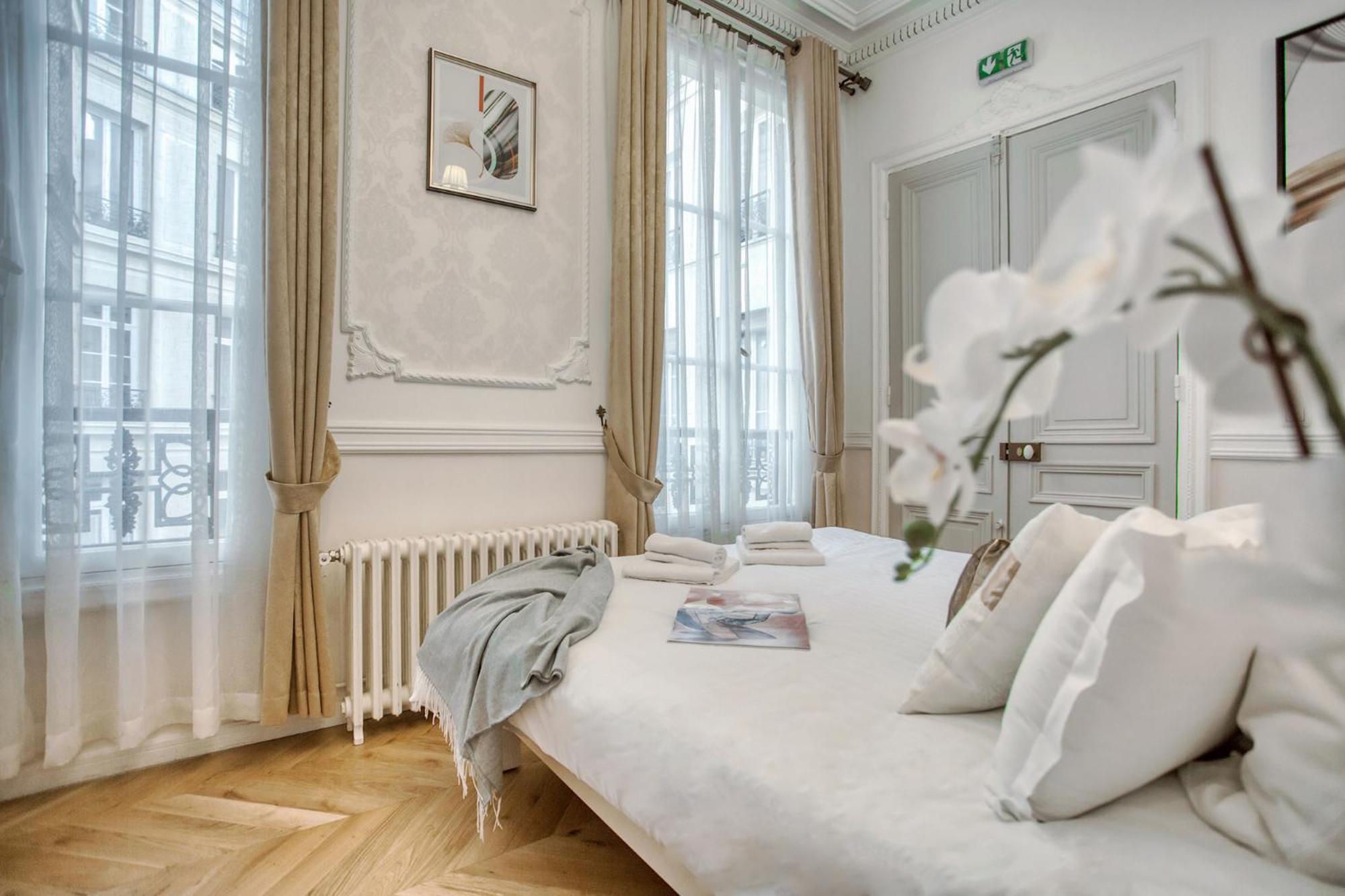 Apartment Galeries Lafayette - 7 Bedrooms - Lift - Aircon *