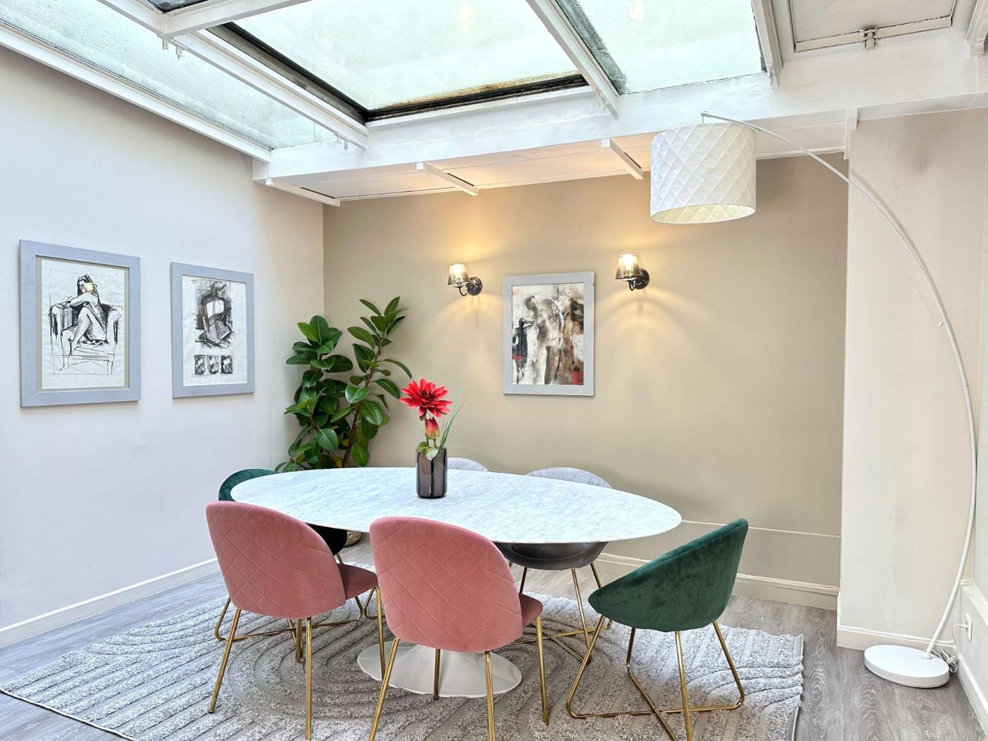 Saint Germain Des Prés - Deluxe Parisian Loft - 5492 Paris
