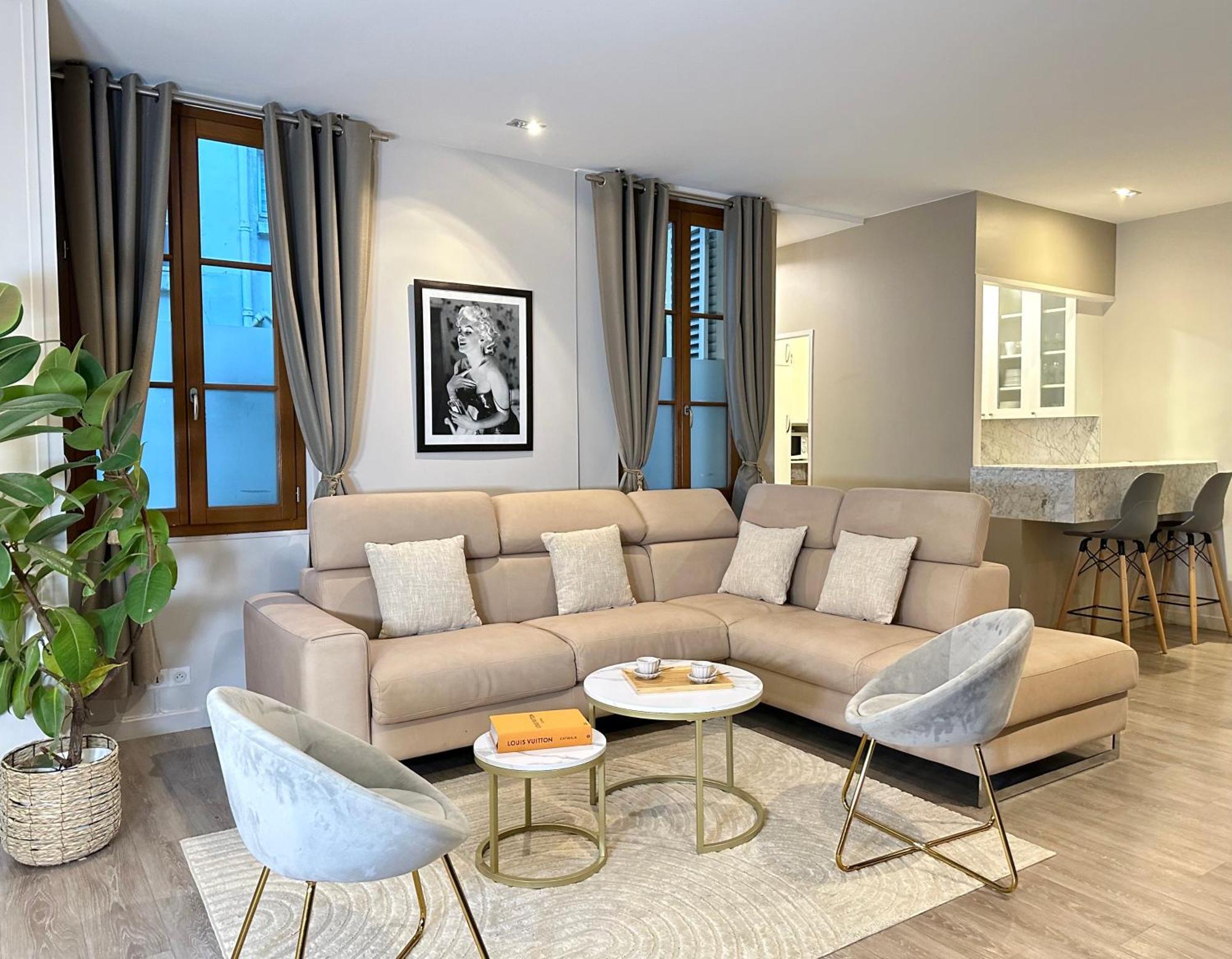 Saint Germain Des Prés - Deluxe Parisian Loft - 5492 Paris