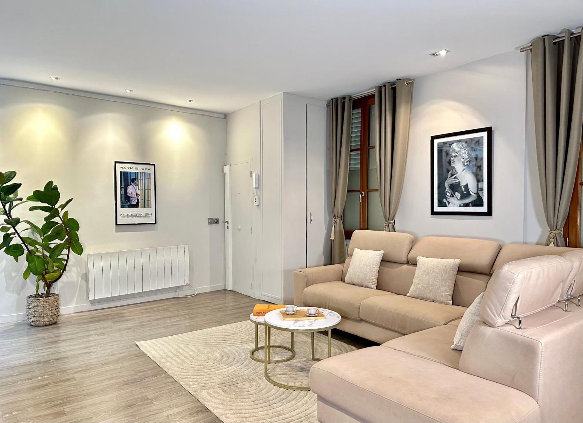 Saint Germain Des Prés - Deluxe Parisian Loft - 5492