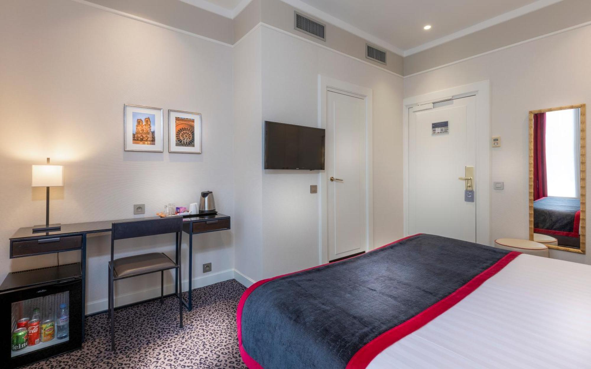 Du Bois Champs-elysees Hotel