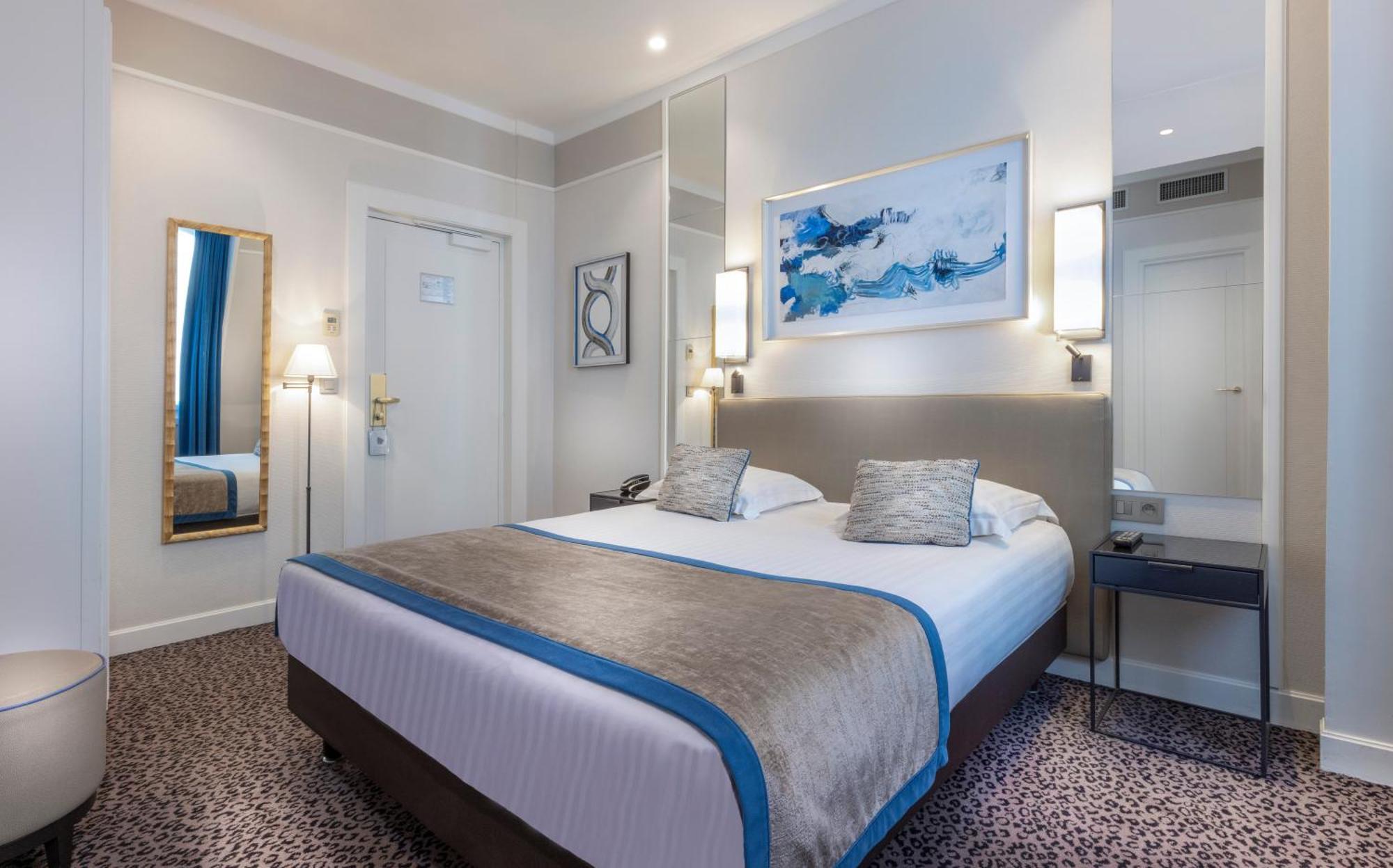 Du Bois Champs-elysees 3*