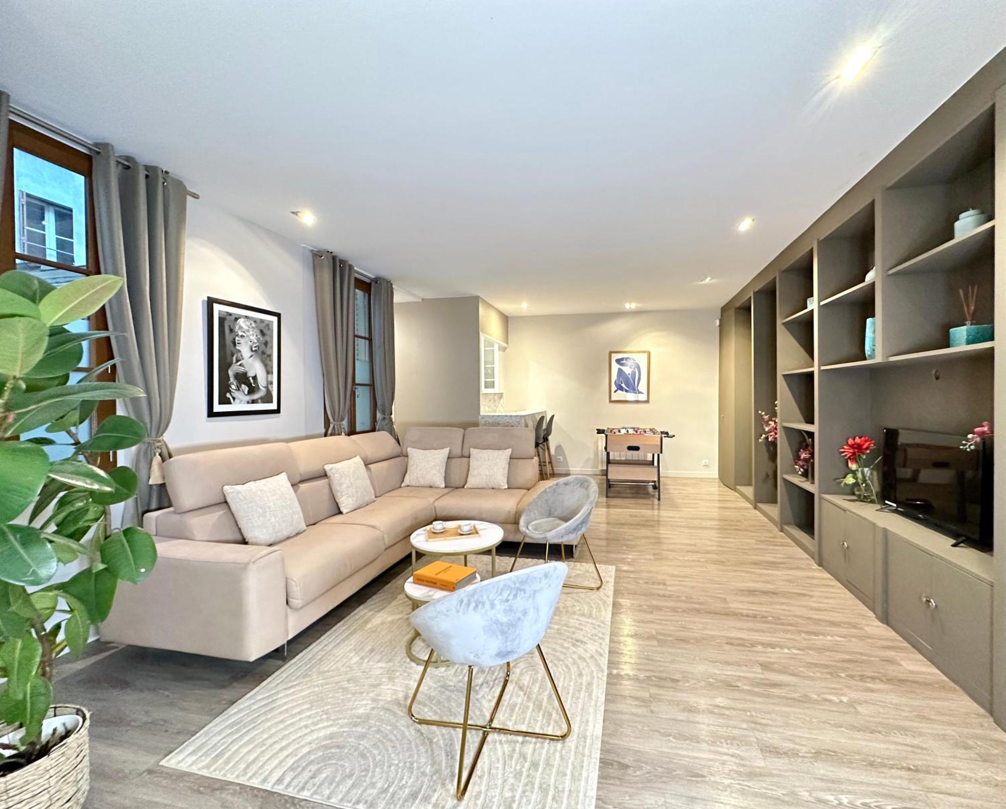 Saint Germain Des Prés - Deluxe Parisian Loft - 5492