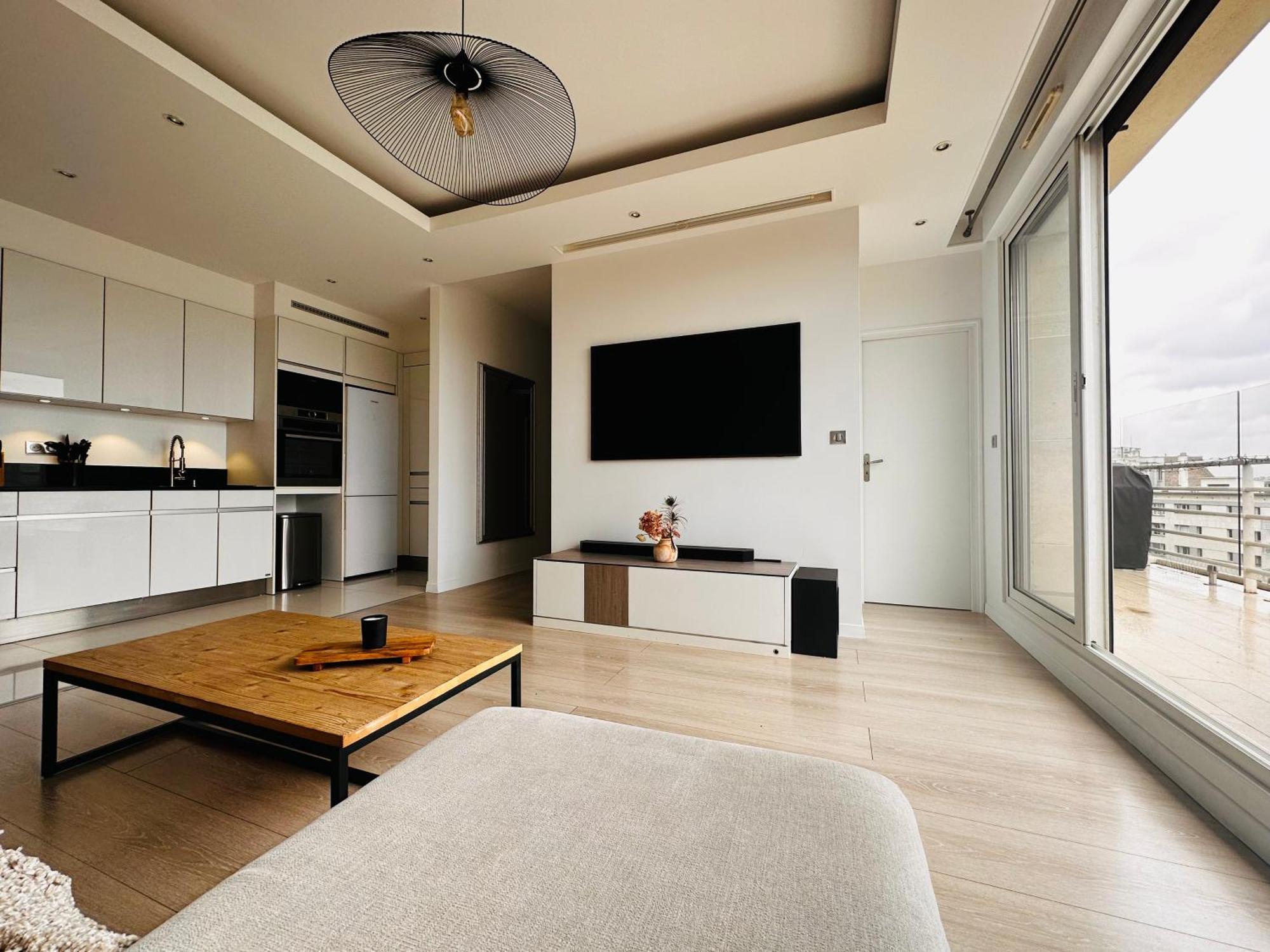 Luxury Flat With Terrace & Eiffel Tower View * Paris