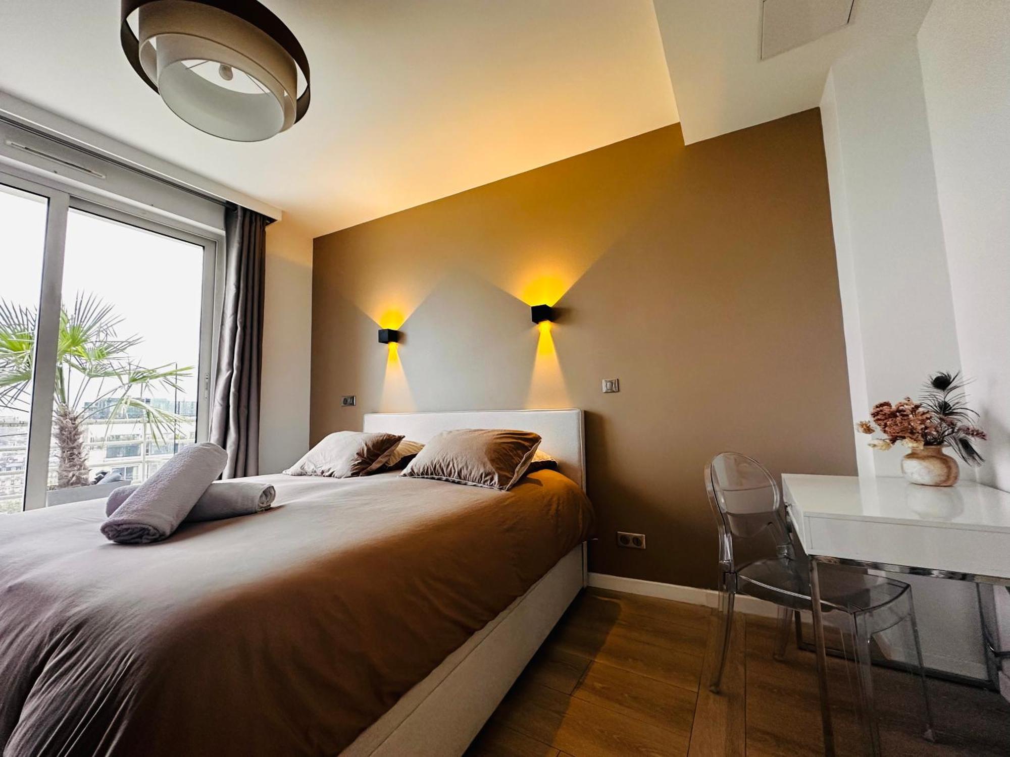 Luxury Flat With Terrace & Eiffel Tower View * Paris