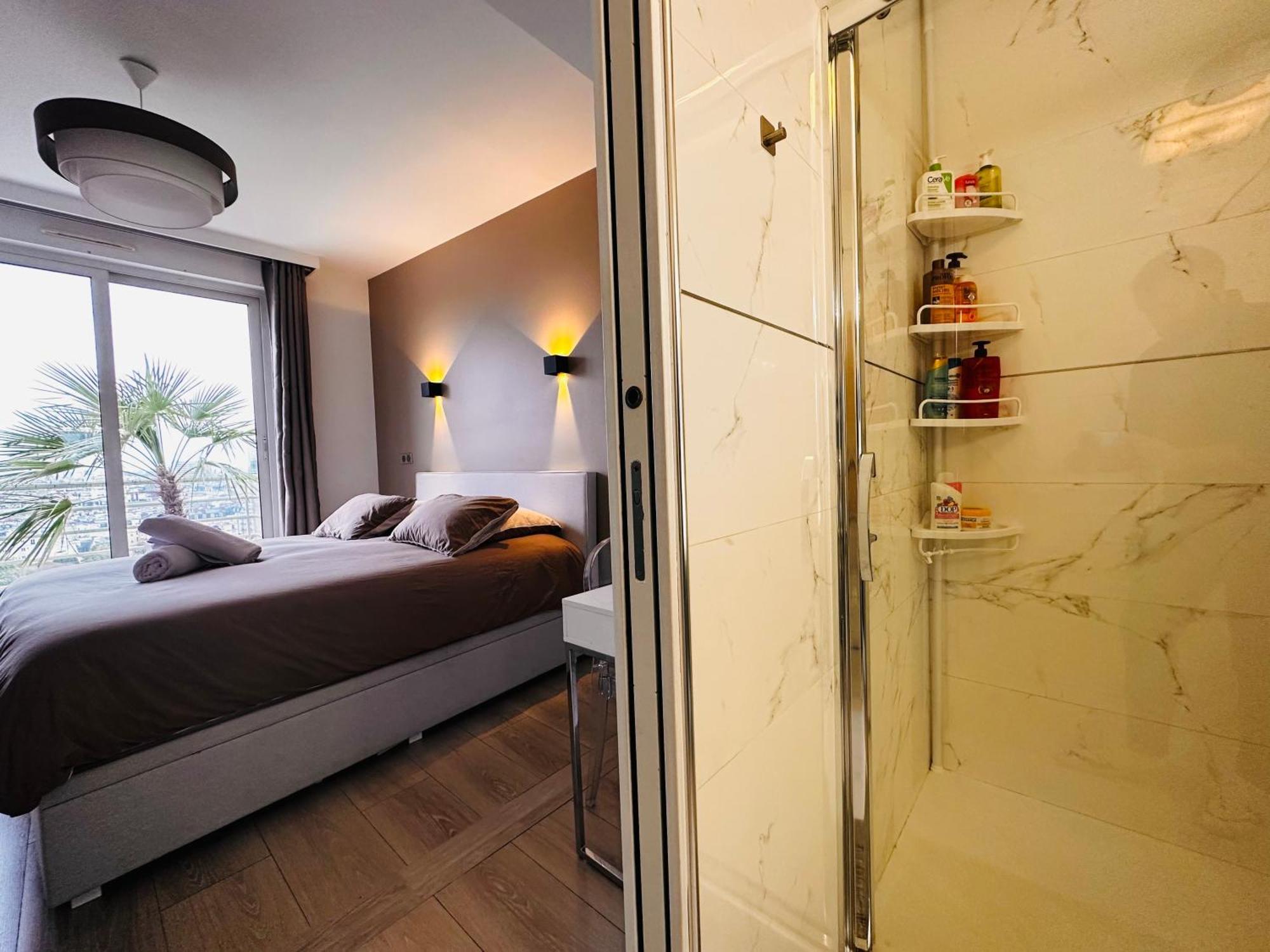 Luxury Flat With Terrace & Eiffel Tower View Paris