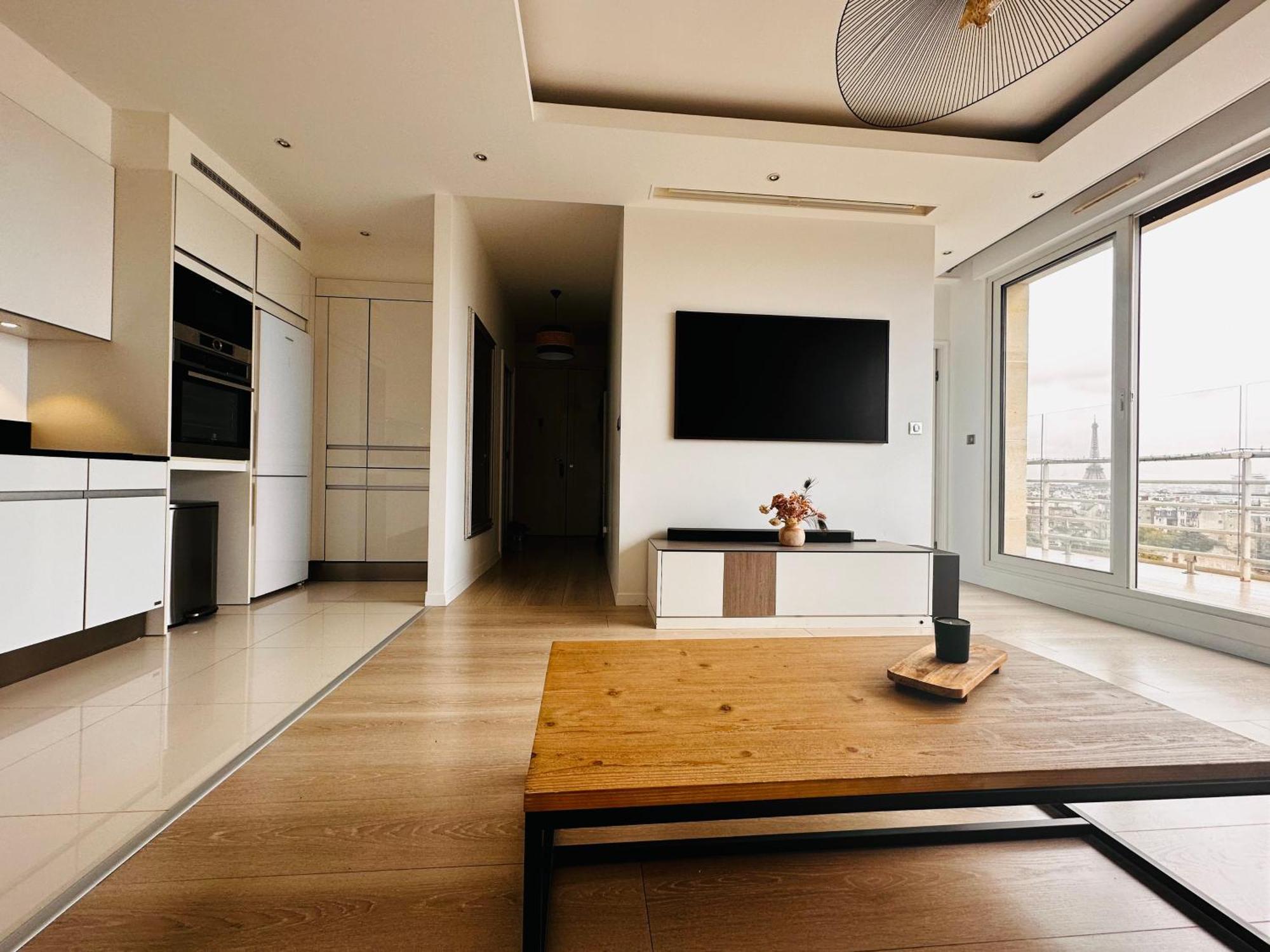 Apartment Luxury Flat With Terrace & Eiffel Tower View