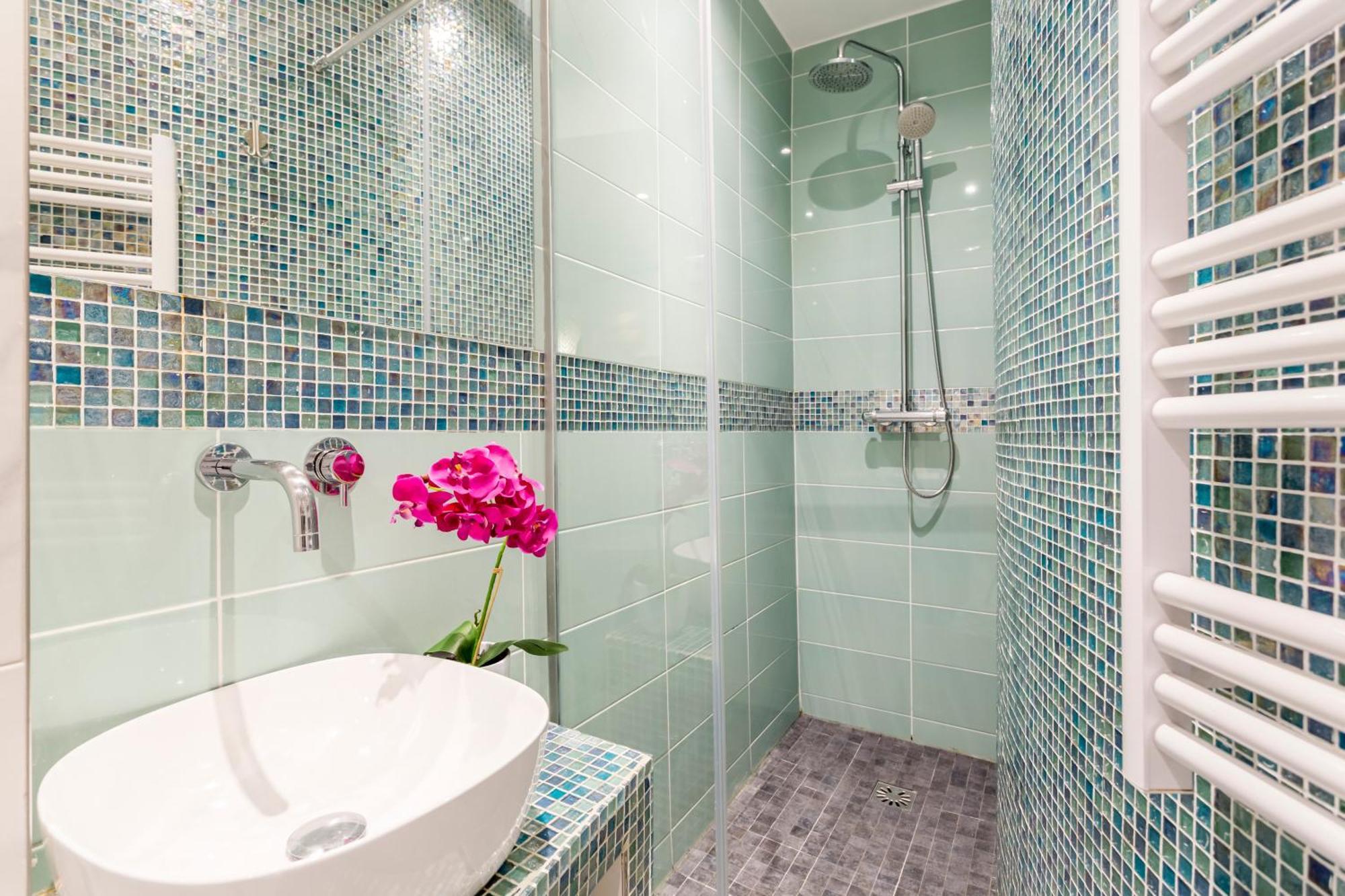 Merveil - Luxury - Champs Elysees - Mermoz * Paris