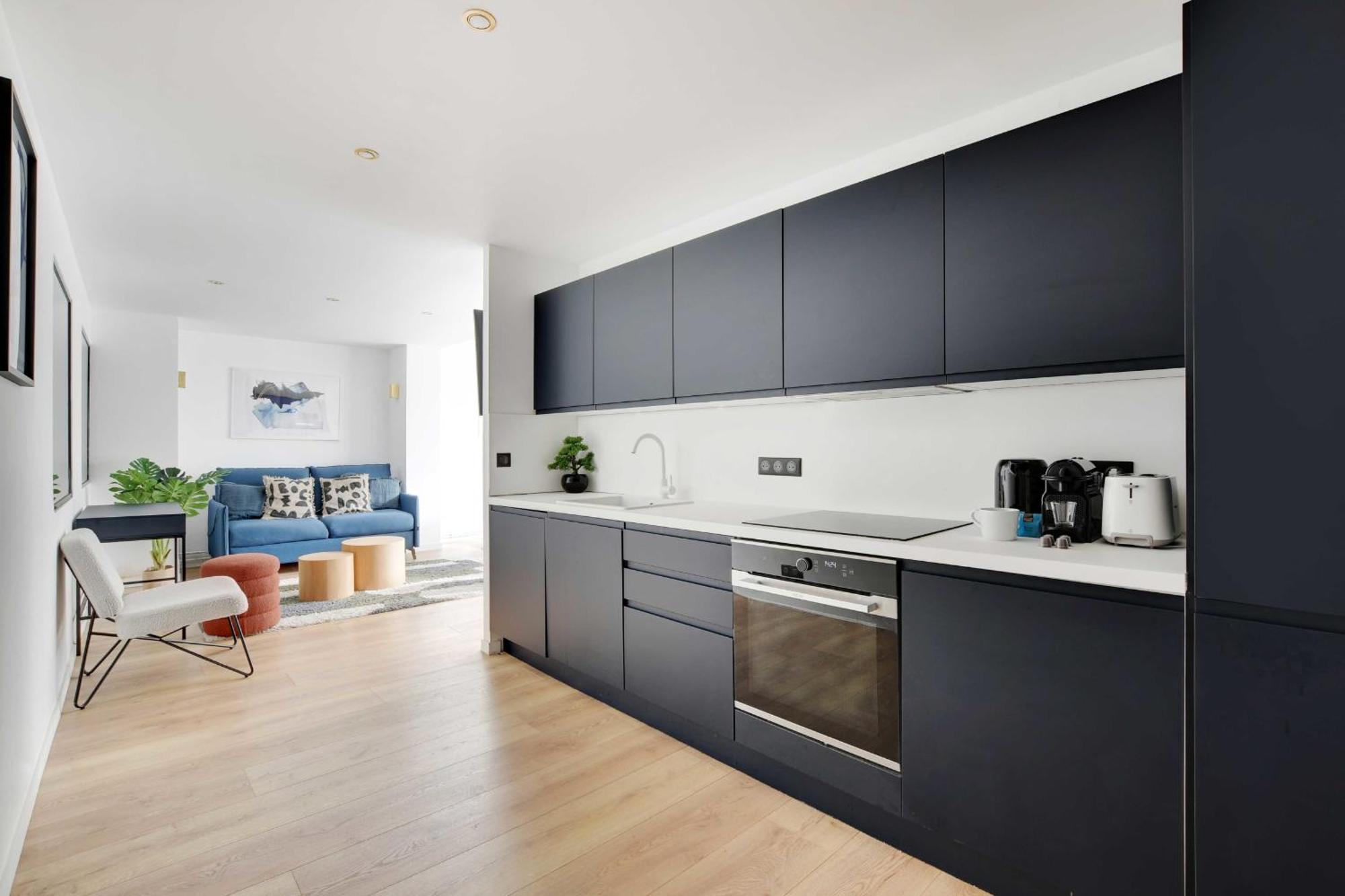 Incroyable - 3br-8p - Pl De La Nation Apartment *