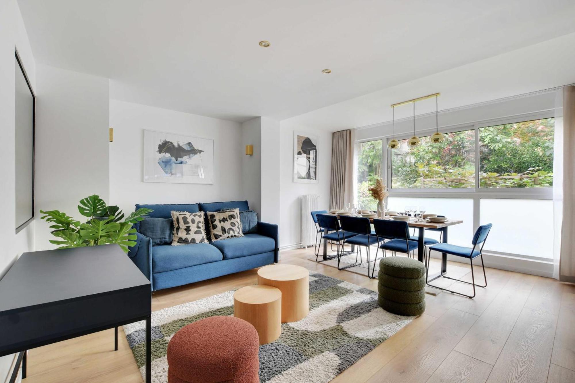 Incroyable - 3br-8p - Pl De La Nation Paris