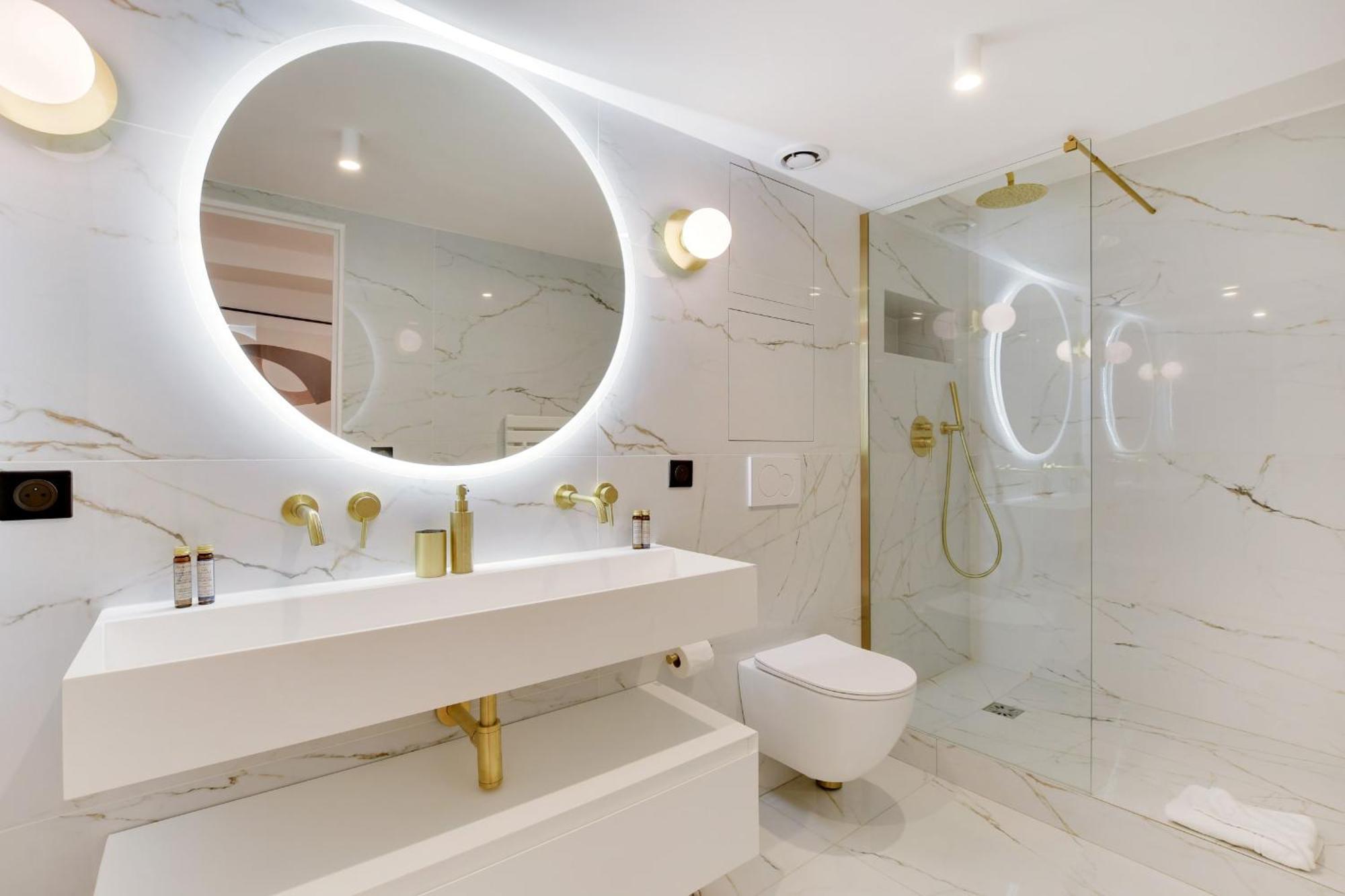 Incroyable - 3br-8p - Pl De La Nation Paris