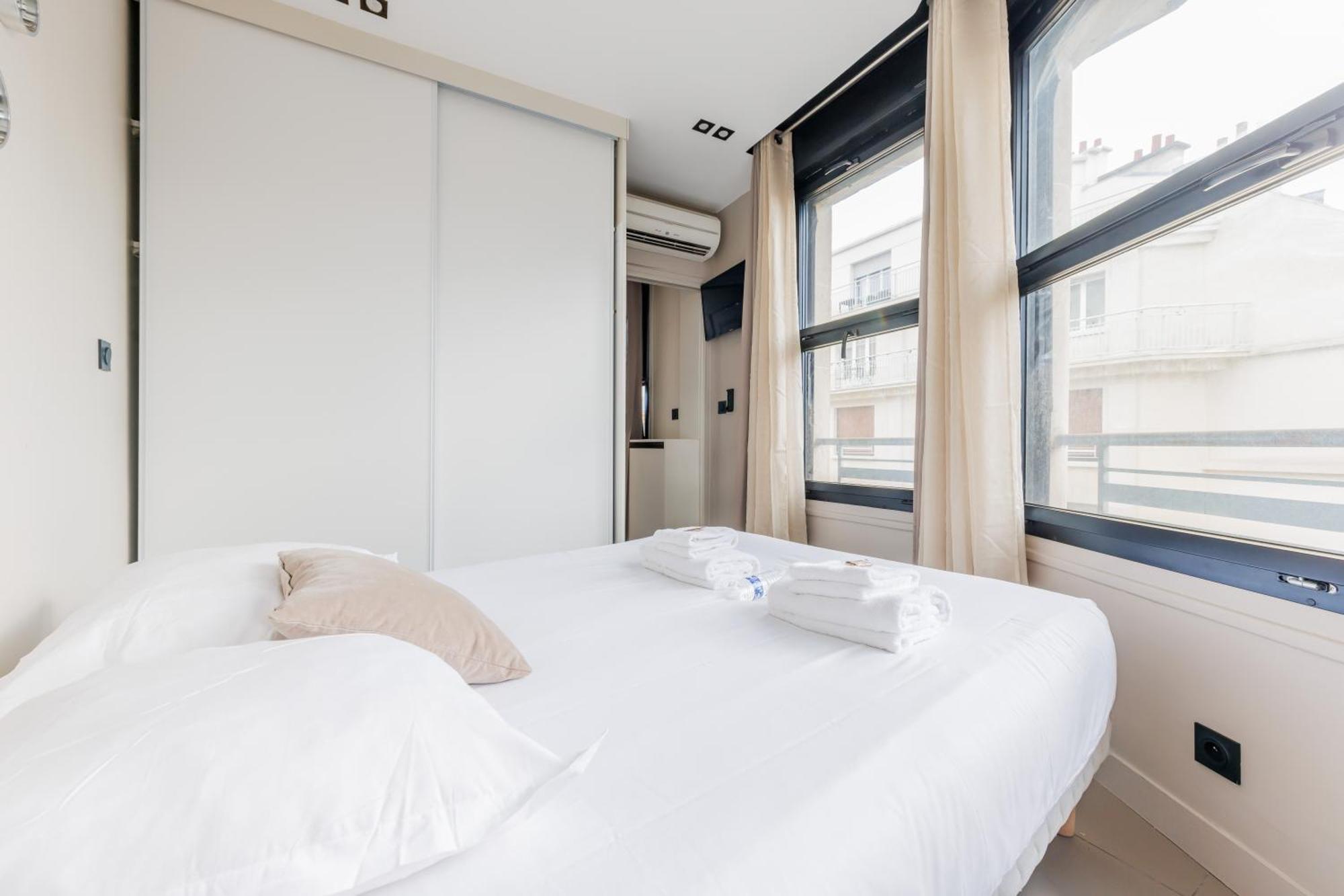 Cmg Saint Lazare Apartamento Paris
