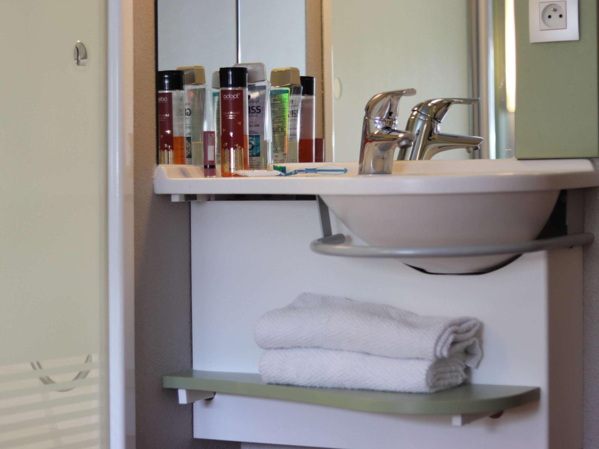 Hotel Ibis Budget La Villette 19eme 2*