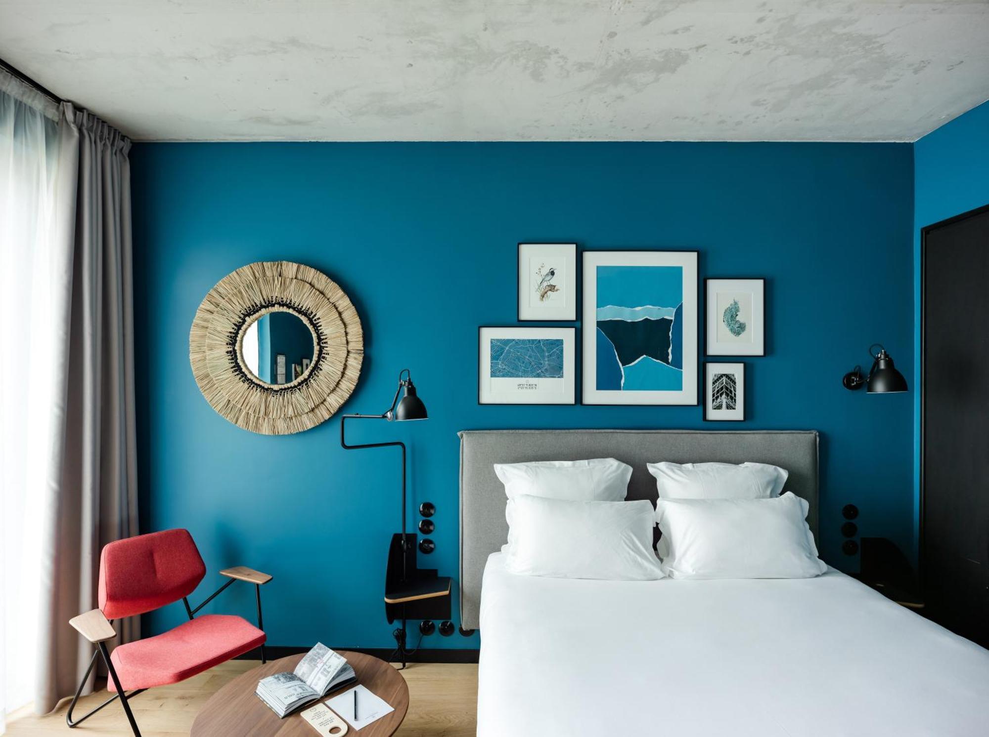 Deskopolitan House 3*