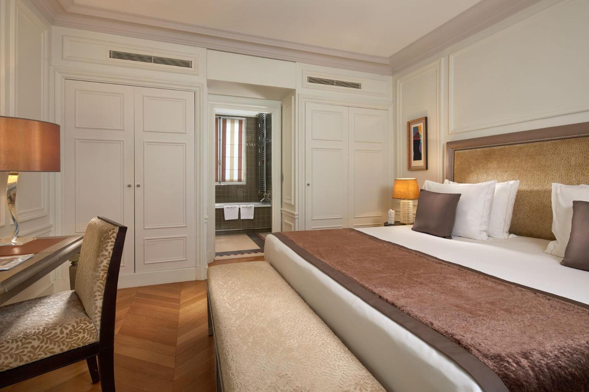 Majestic Spa - Champs Elysées 5*