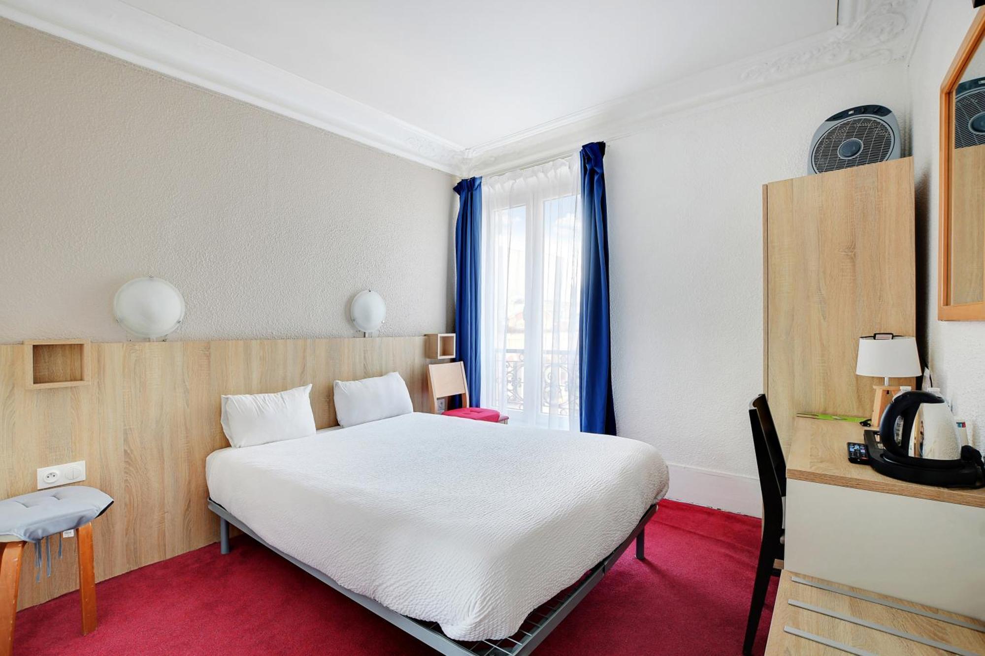 Hotel Altona 2*
