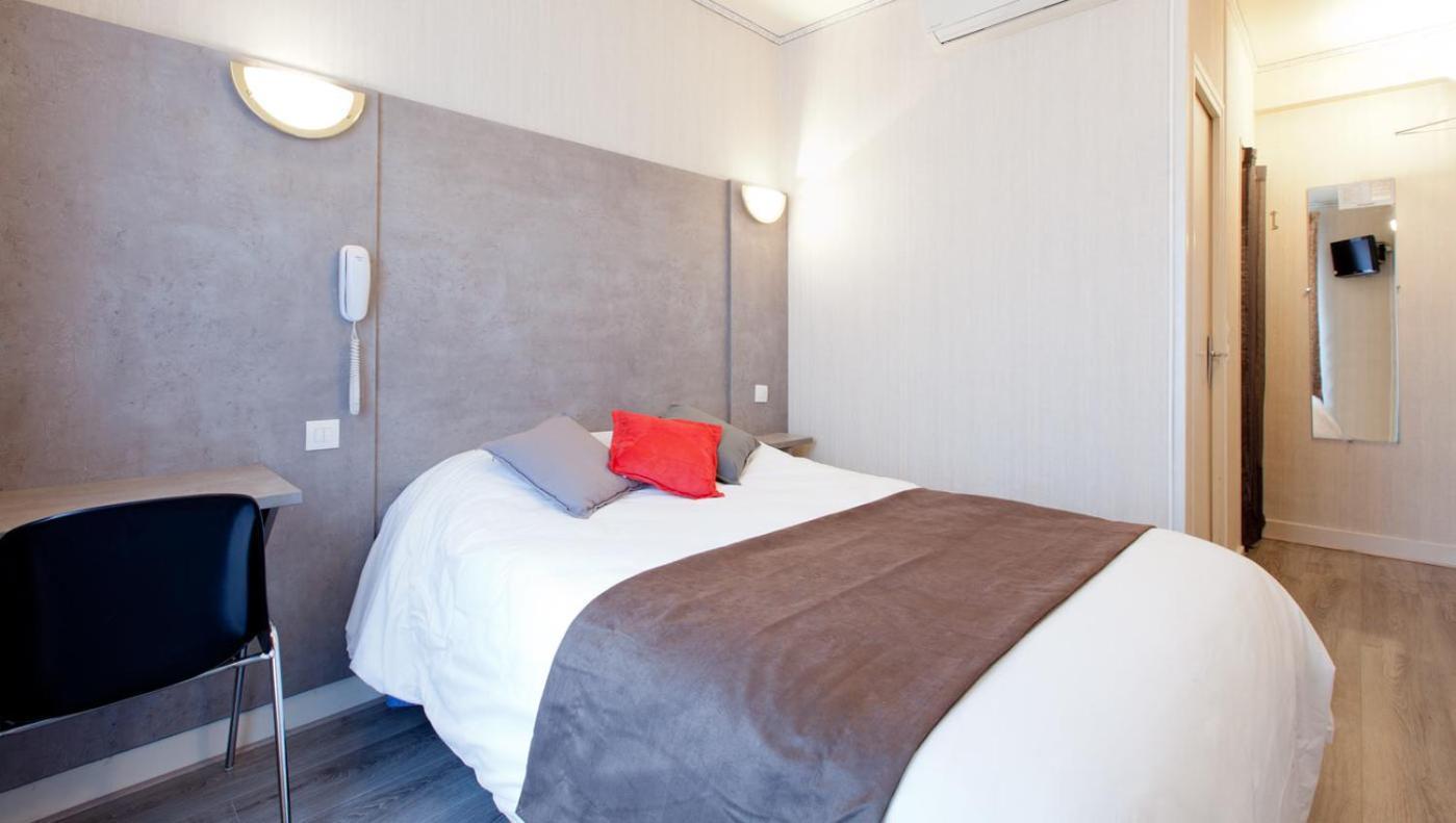 Panam Gambetta- Place Gambetta-mairie De Gambetta 3* Paris