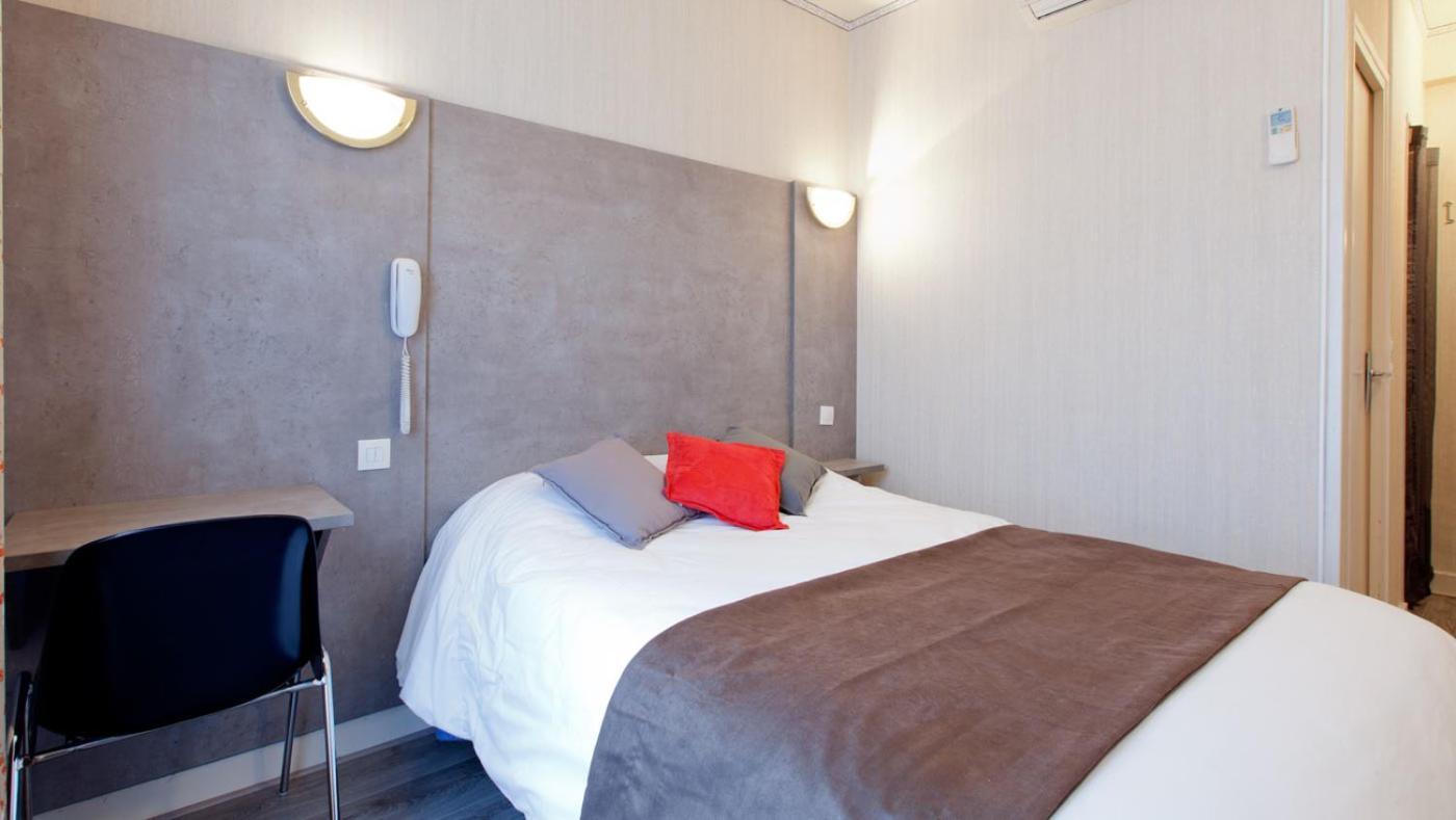 Panam Gambetta- Place Gambetta-mairie De Gambetta Hotel Paris