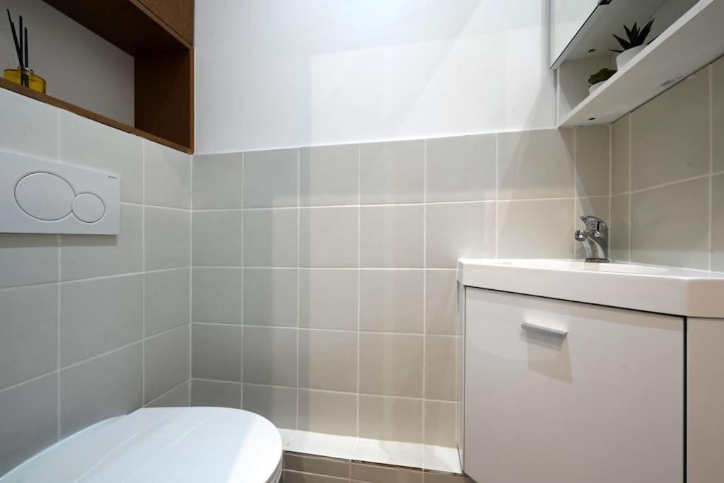 Fresh & Floral - Large Studio For 4 - Batignolles