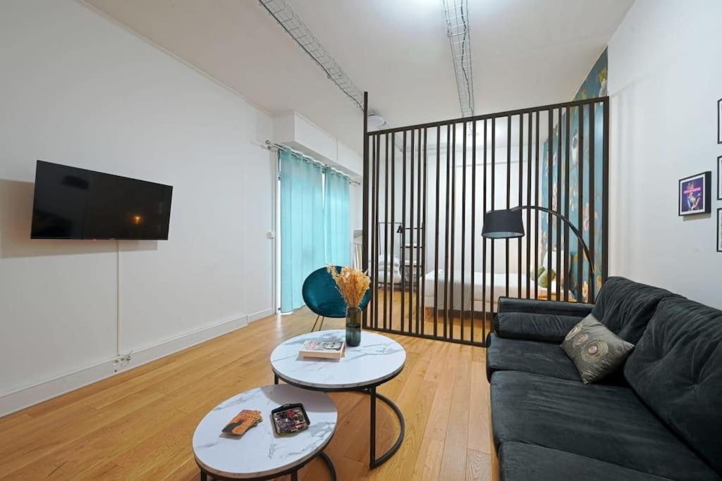 Fresh & Floral - Large Studio For 4 - Batignolles