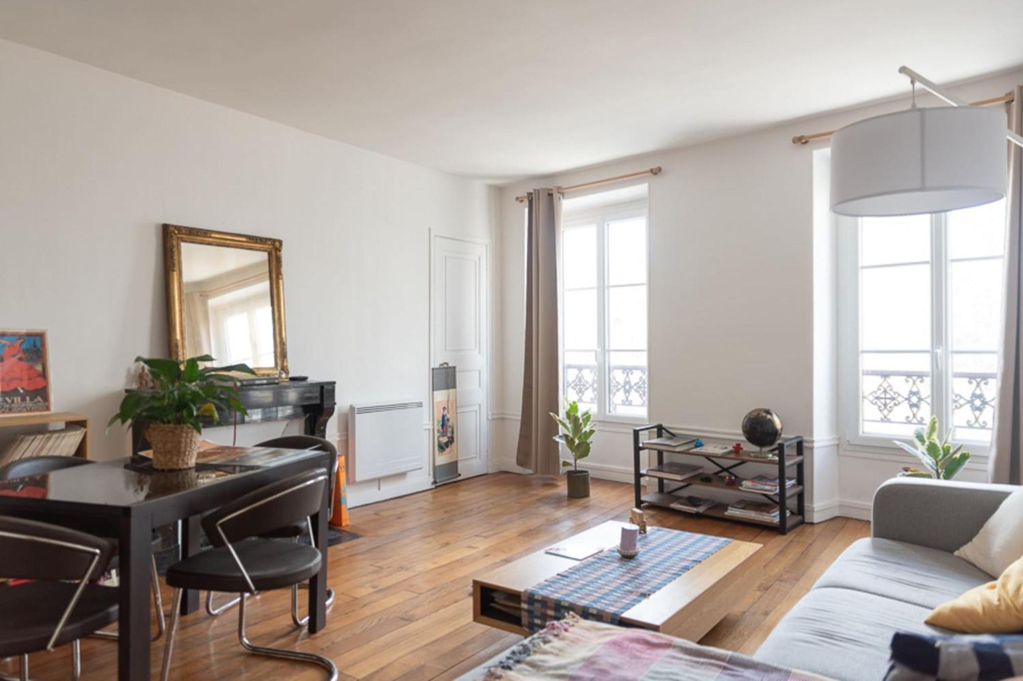 Charming 58 M Love Nest In The Heart Of Appartement