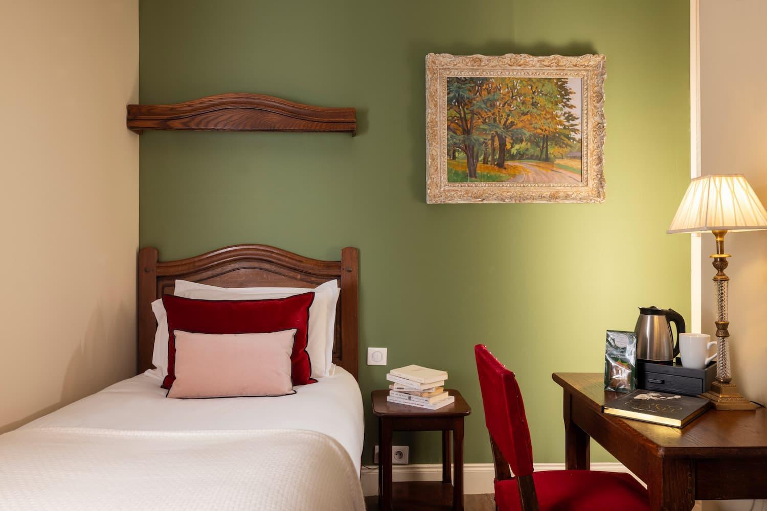 Hotel Des Marronniers Paris