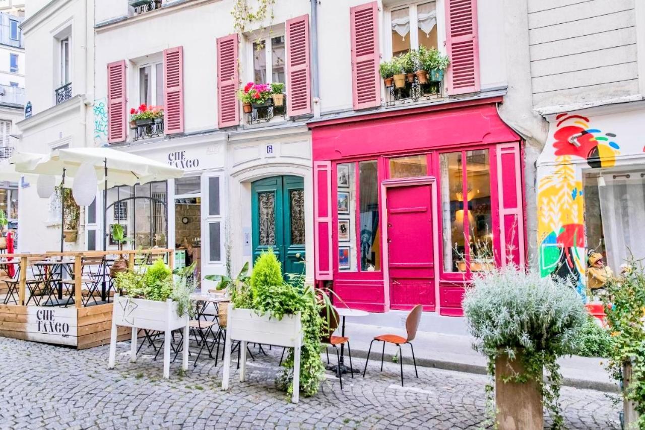 Amelie Poulain Studio In Heart Of Montmartre