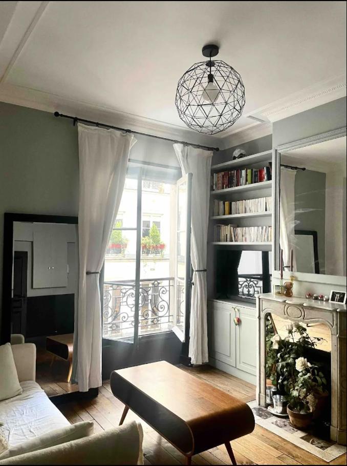 Heart Of Marais Calm And Charming New Apartment *