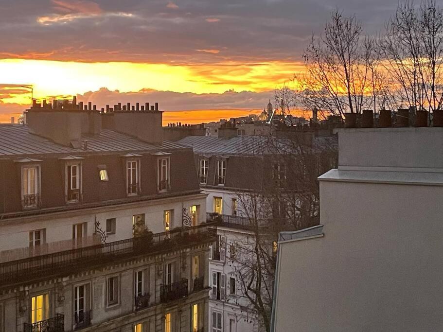 Apt Buttes Chaumont Vue Paris