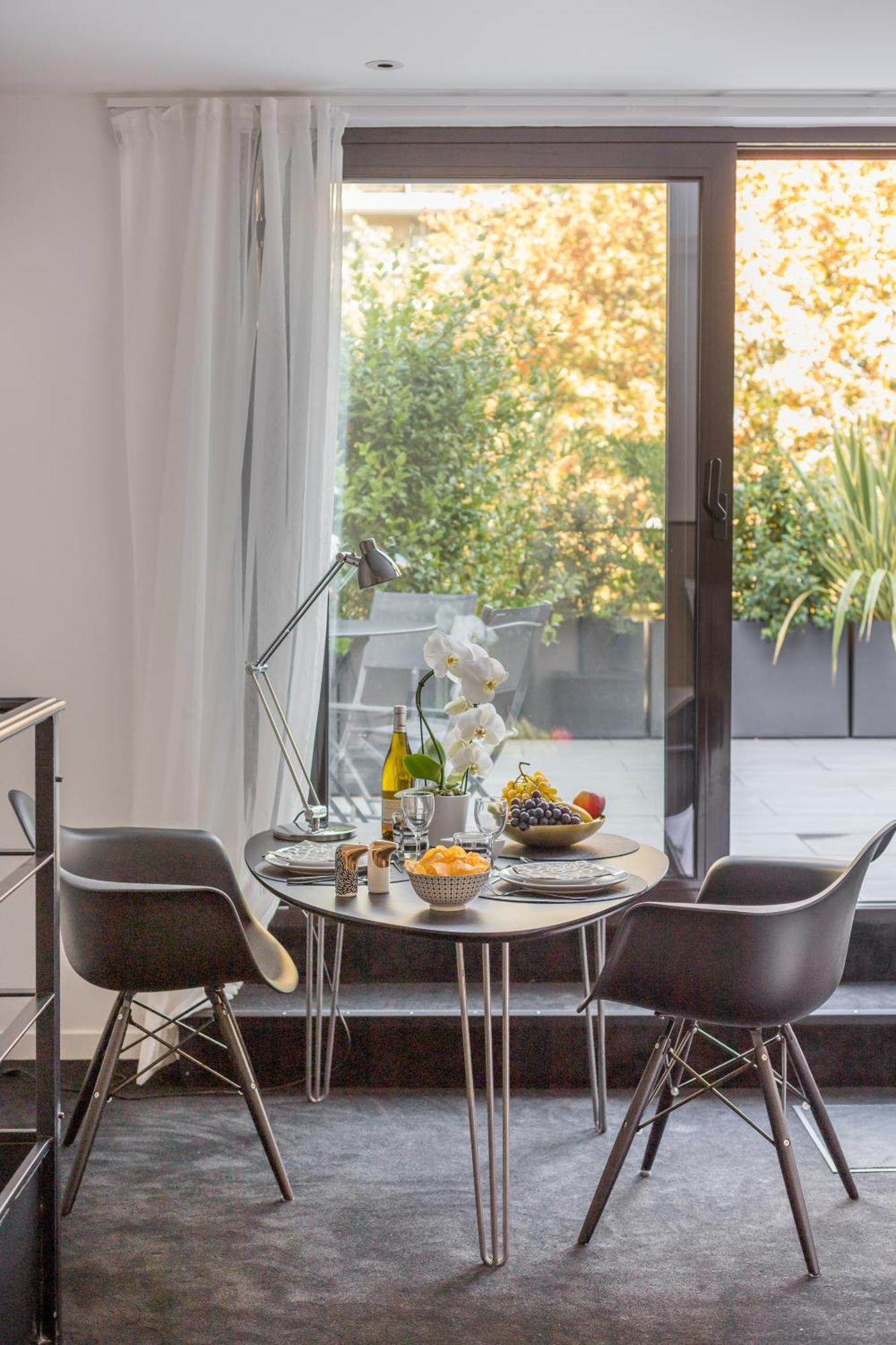 B20 Terrasse 175blo-paris Convention Apartment *